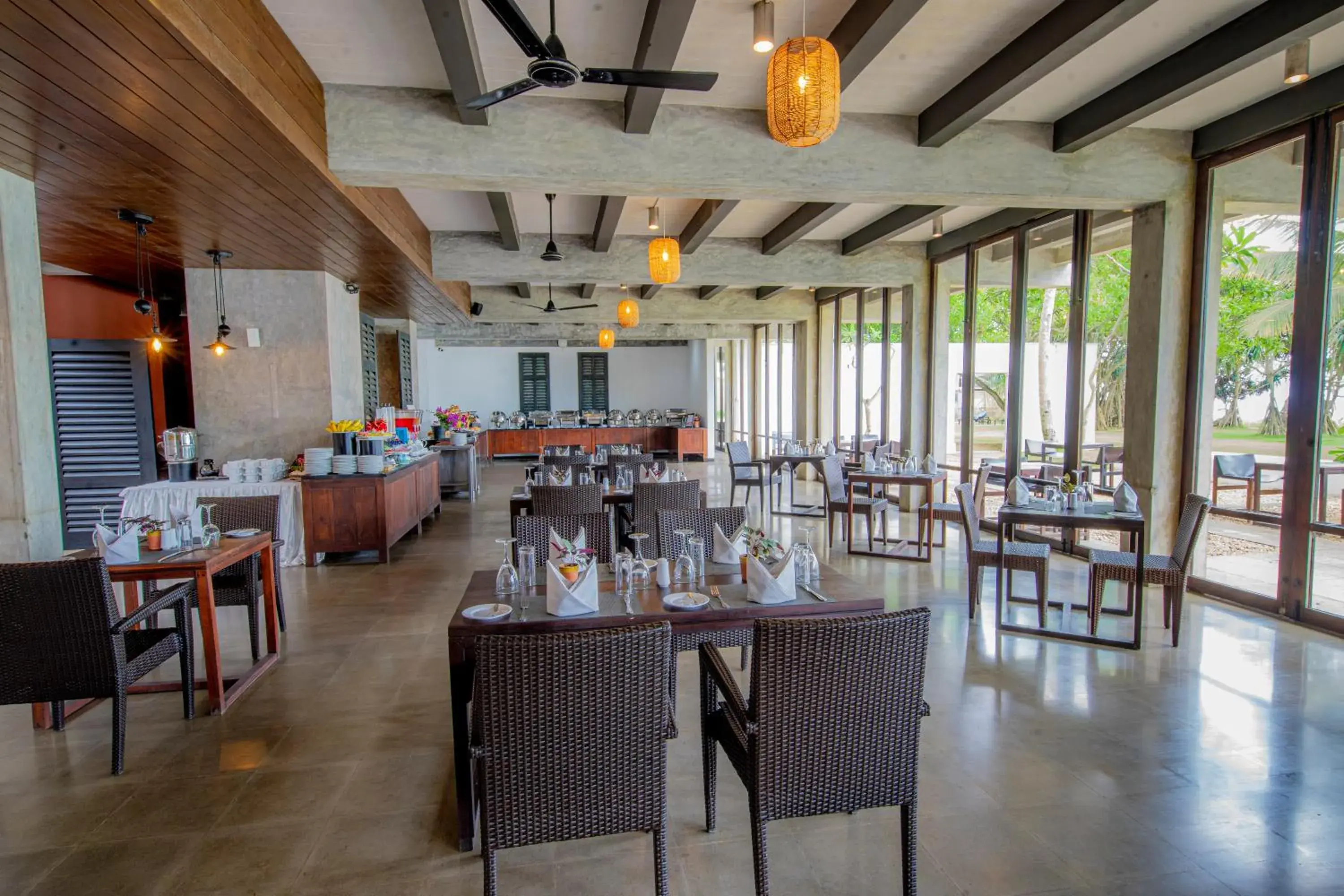 Restaurant/Places to Eat in Temple Tree Resort & Spa