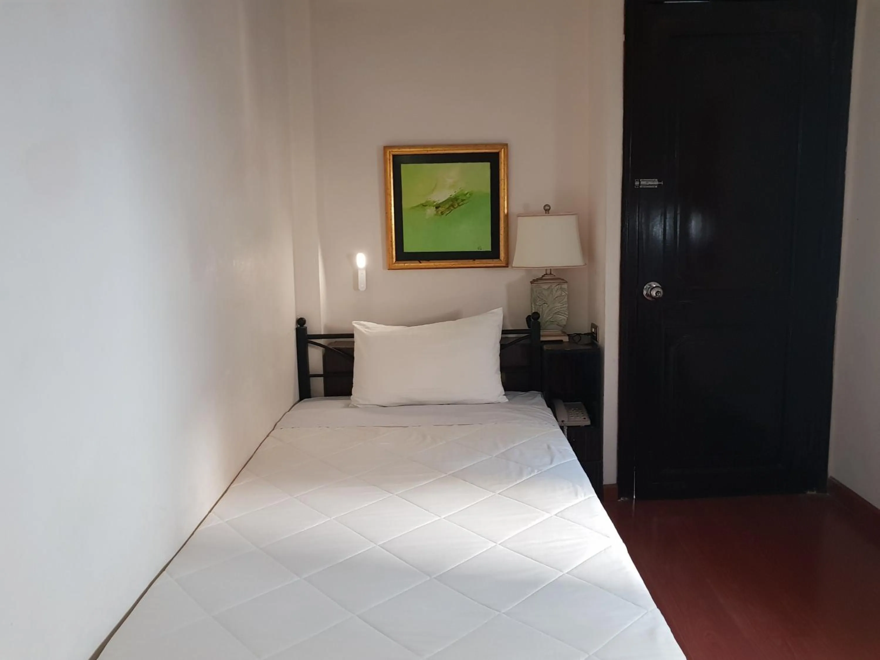 Bedroom in Memory Hotel