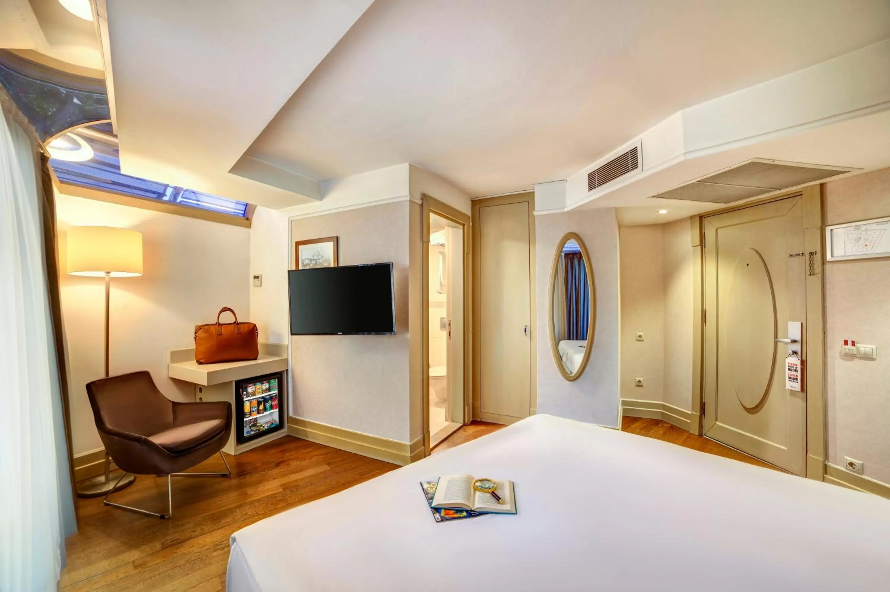 Photo of the whole room, Bed in Faros Hotel Old City - Special Category