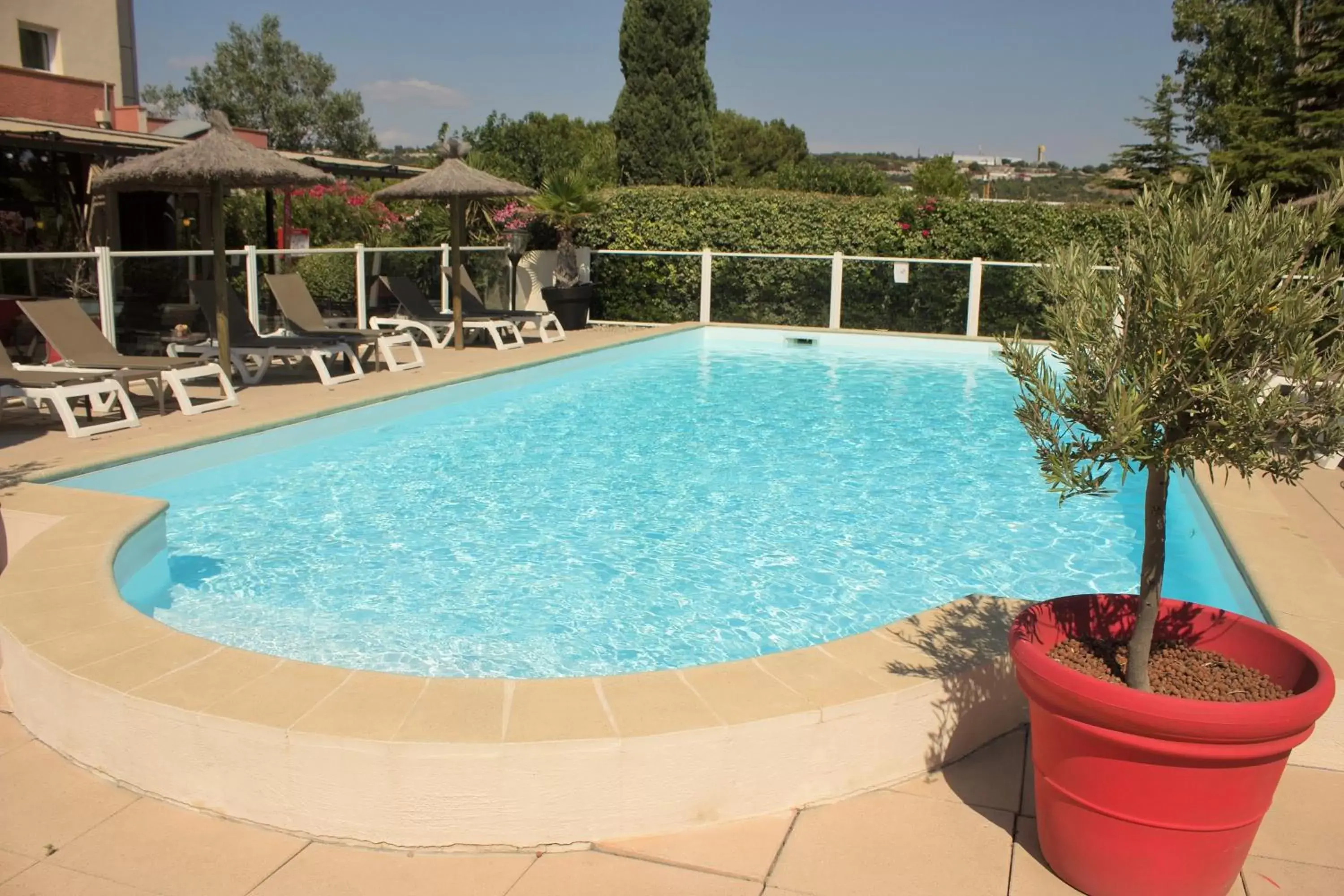 Swimming Pool in ibis Marseille Provence Aéroport