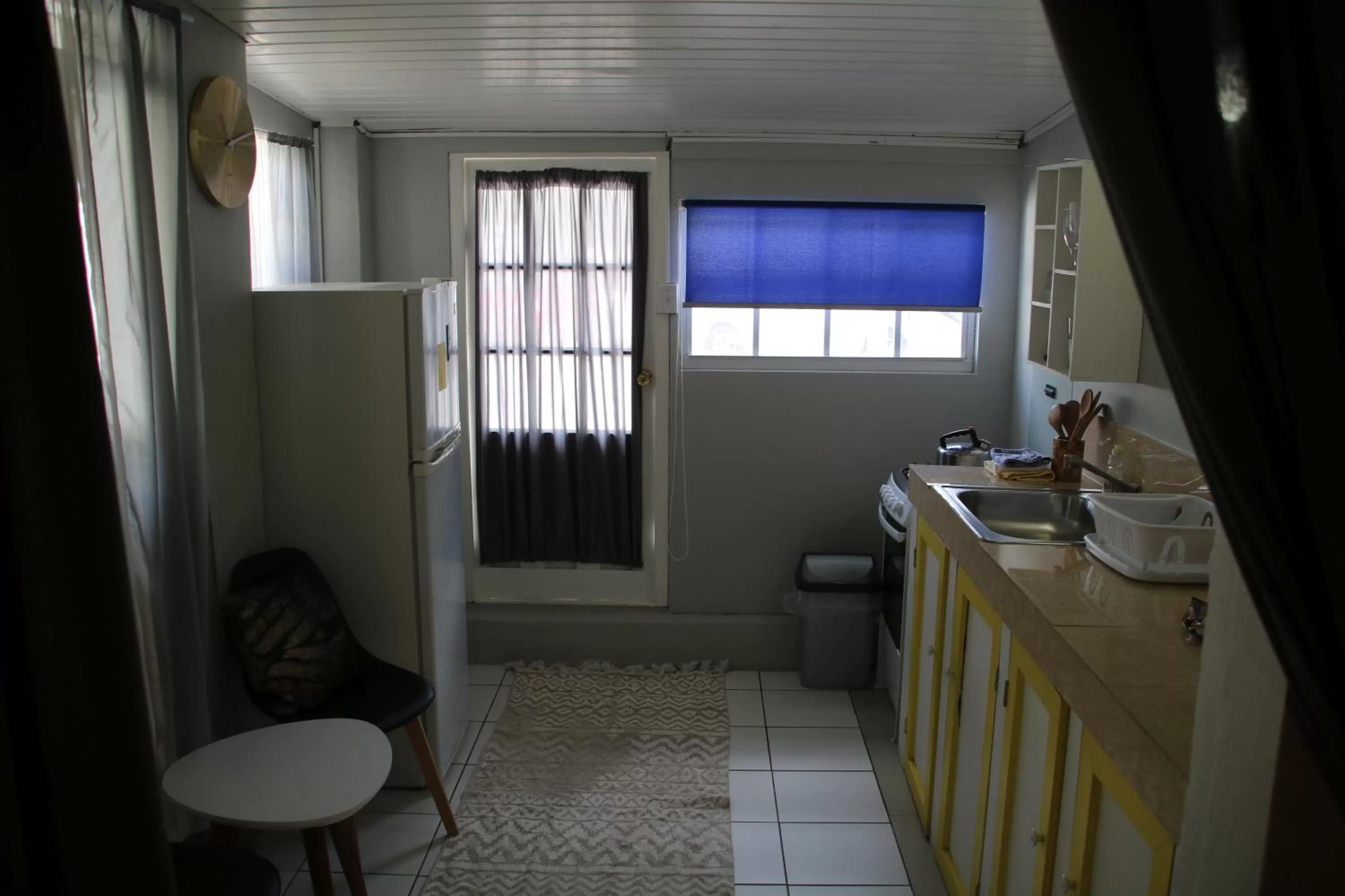 Kitchen or kitchenette in Coral Reef Beach