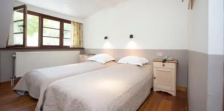 Twin Room with Shared Toilet in Hotel In't Boldershof Twin Room with Shared Toilet in Hotel In't Boldershof