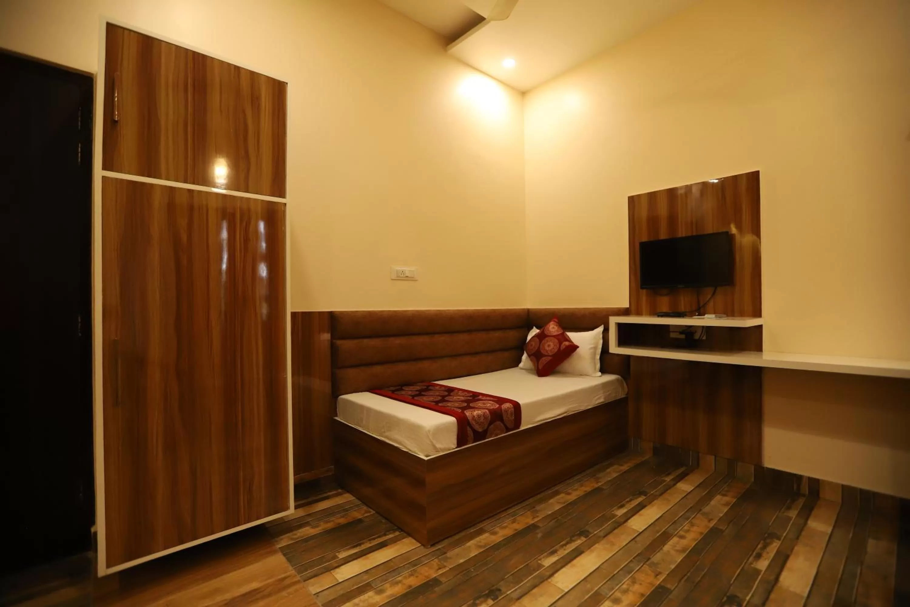 Bed in The Park View Hotel