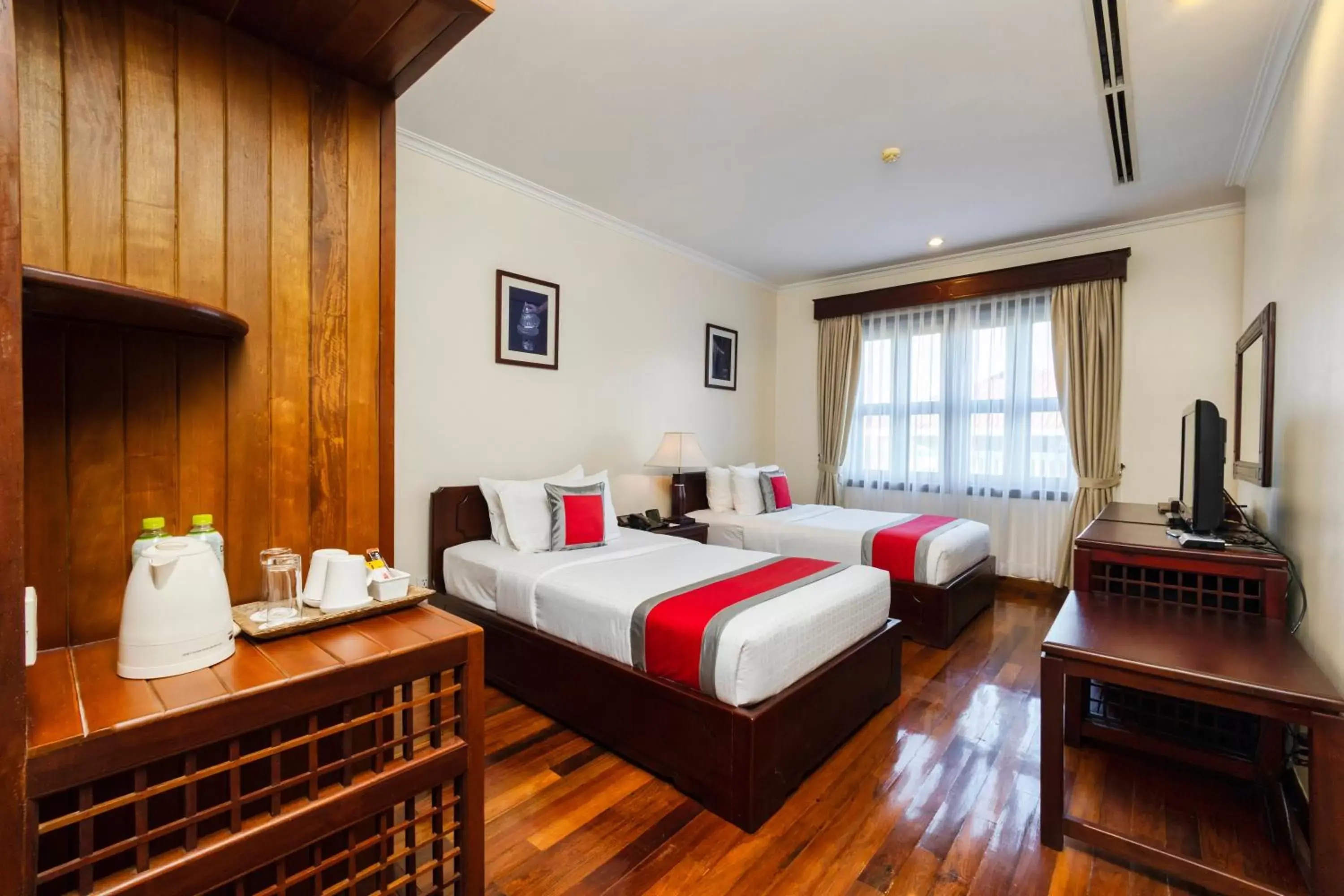 Bedroom in Saem Siemreap Hotel