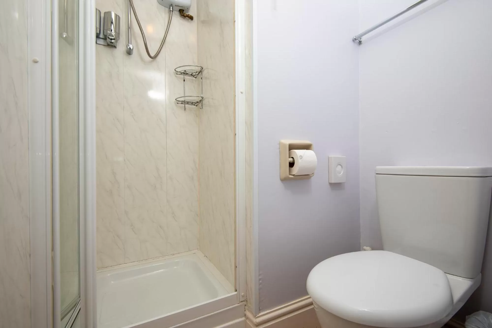 Bathroom in The Pendennis Guest House
