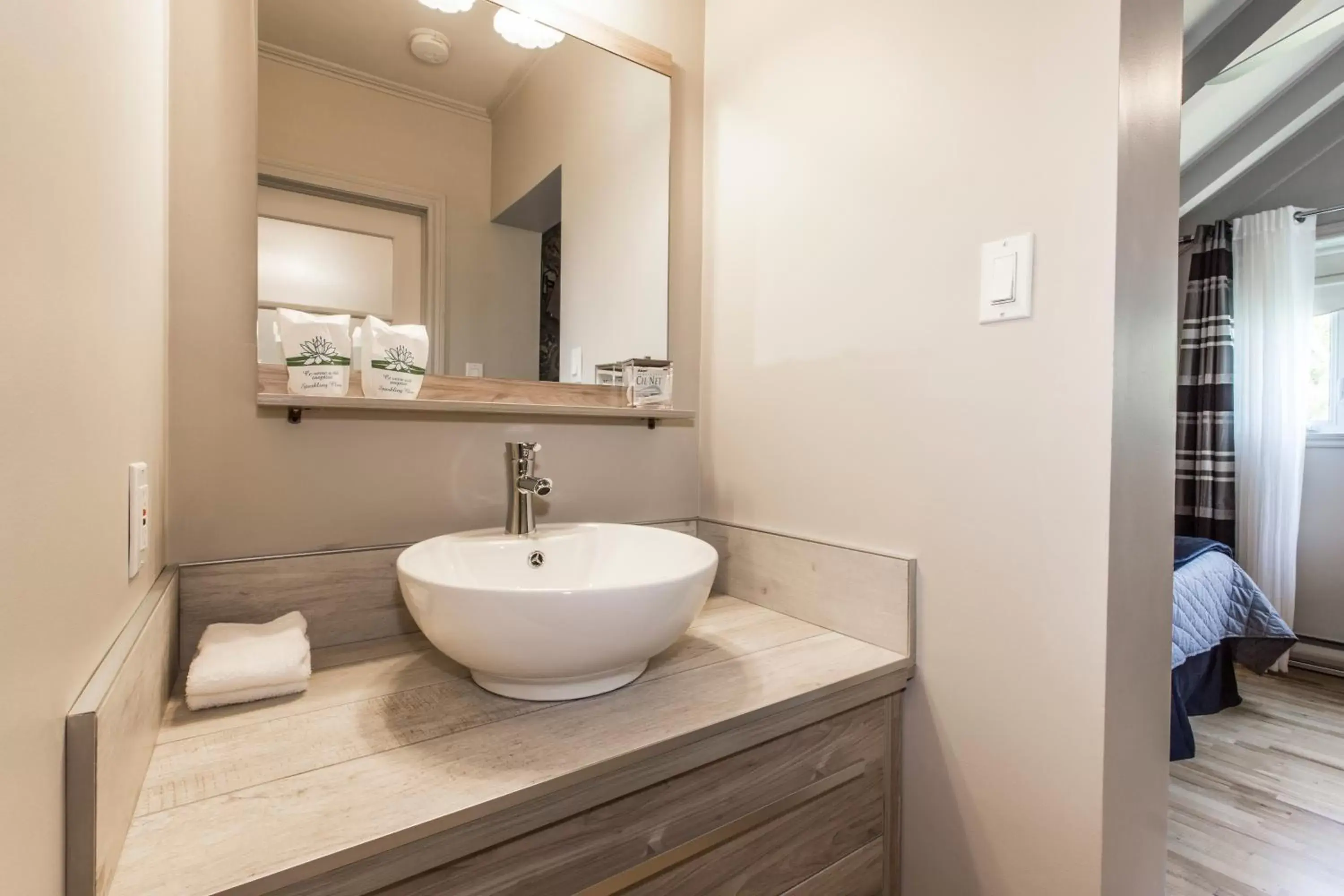 Bathroom in Auberge Fleurs de Lune