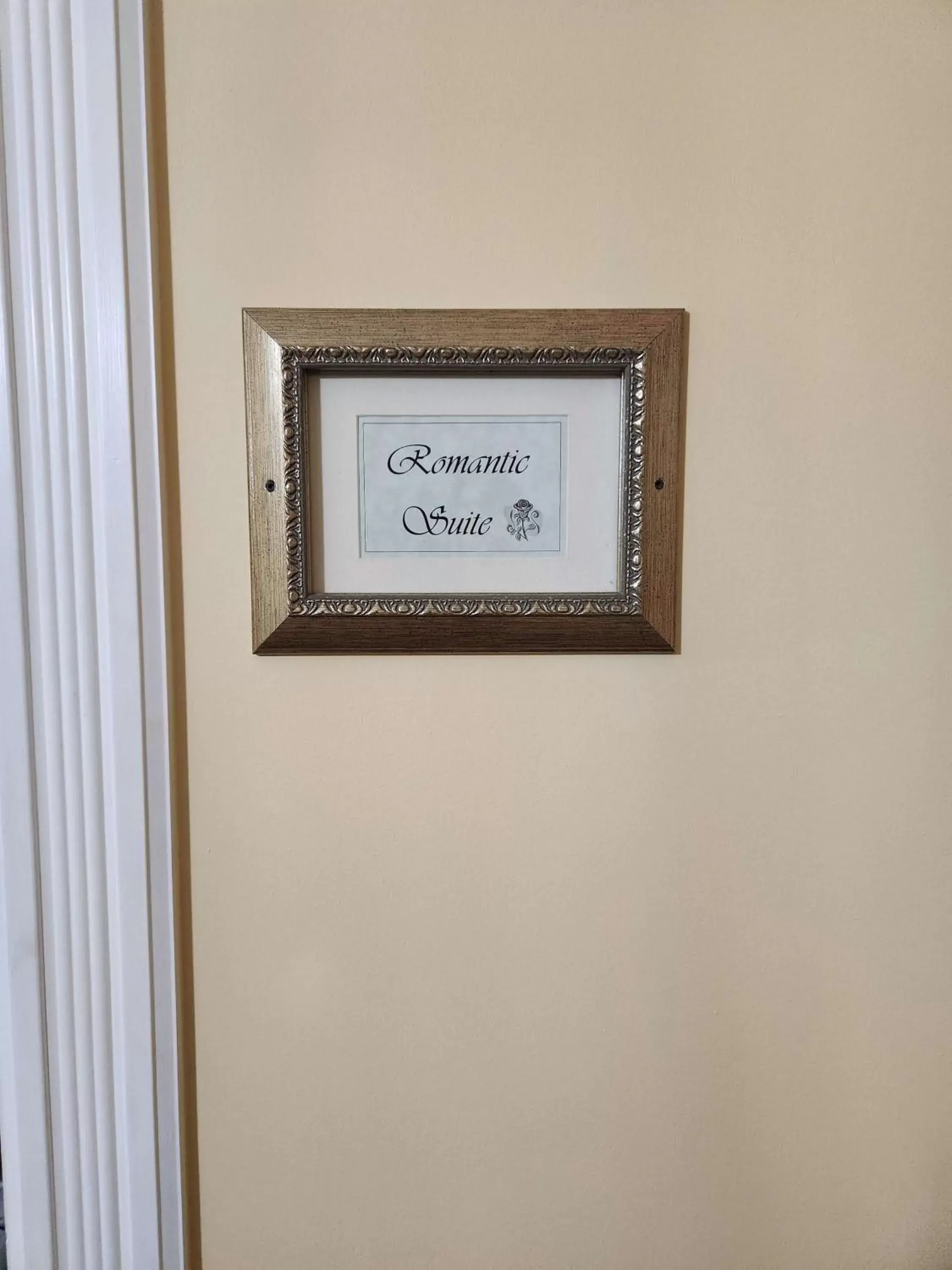 Photo of the whole room, Logo/Certificate/Sign/Award in Best Western White House Inn