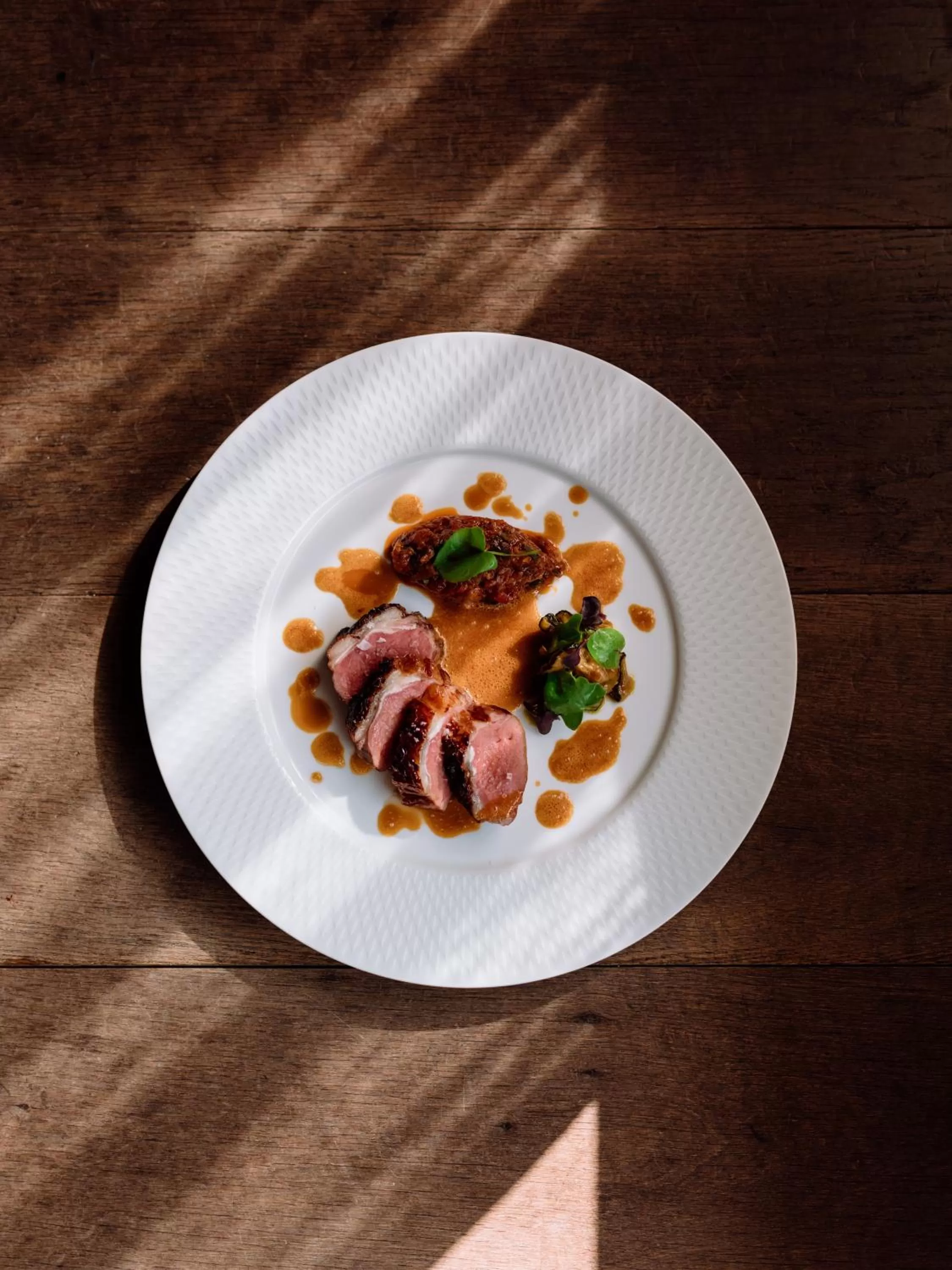 Restaurant/places to eat in At Six