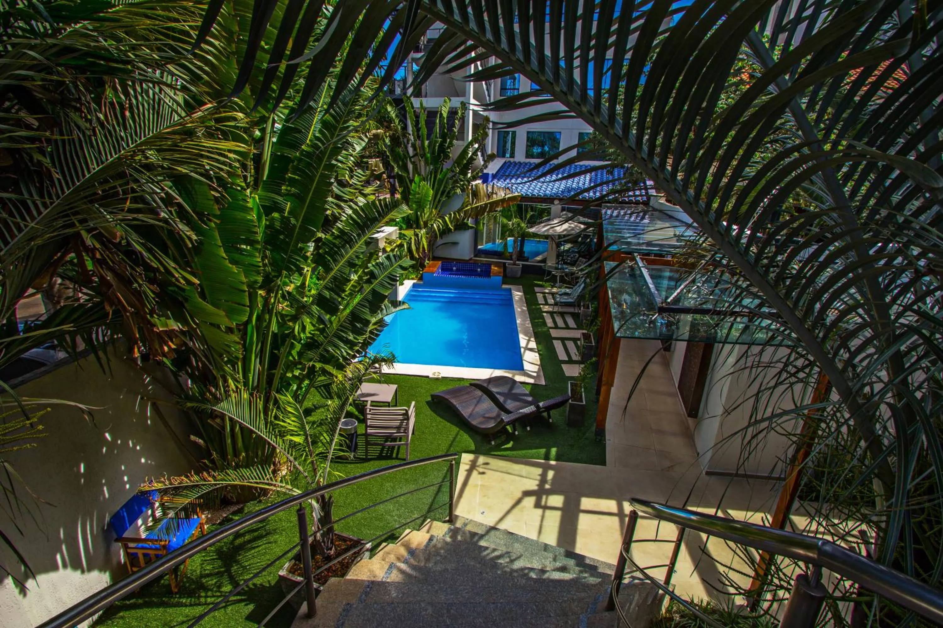 Swimming pool in Hotel Le Pelican