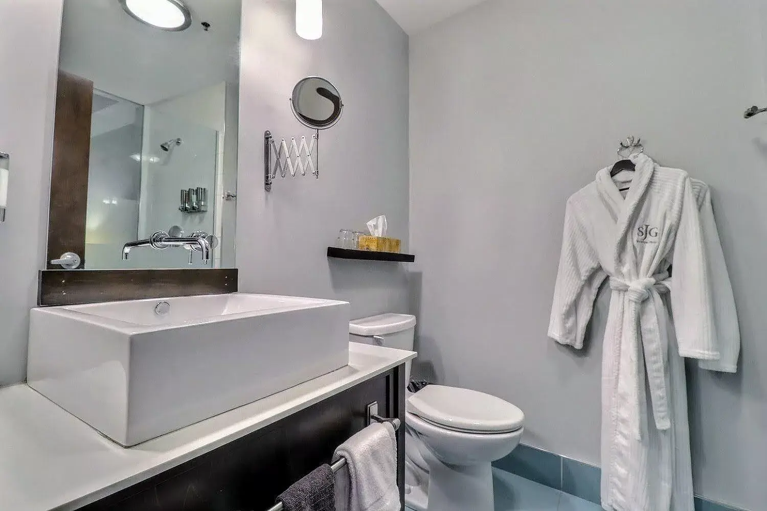 Bathroom in St. James' Gate, Boutique Hotel