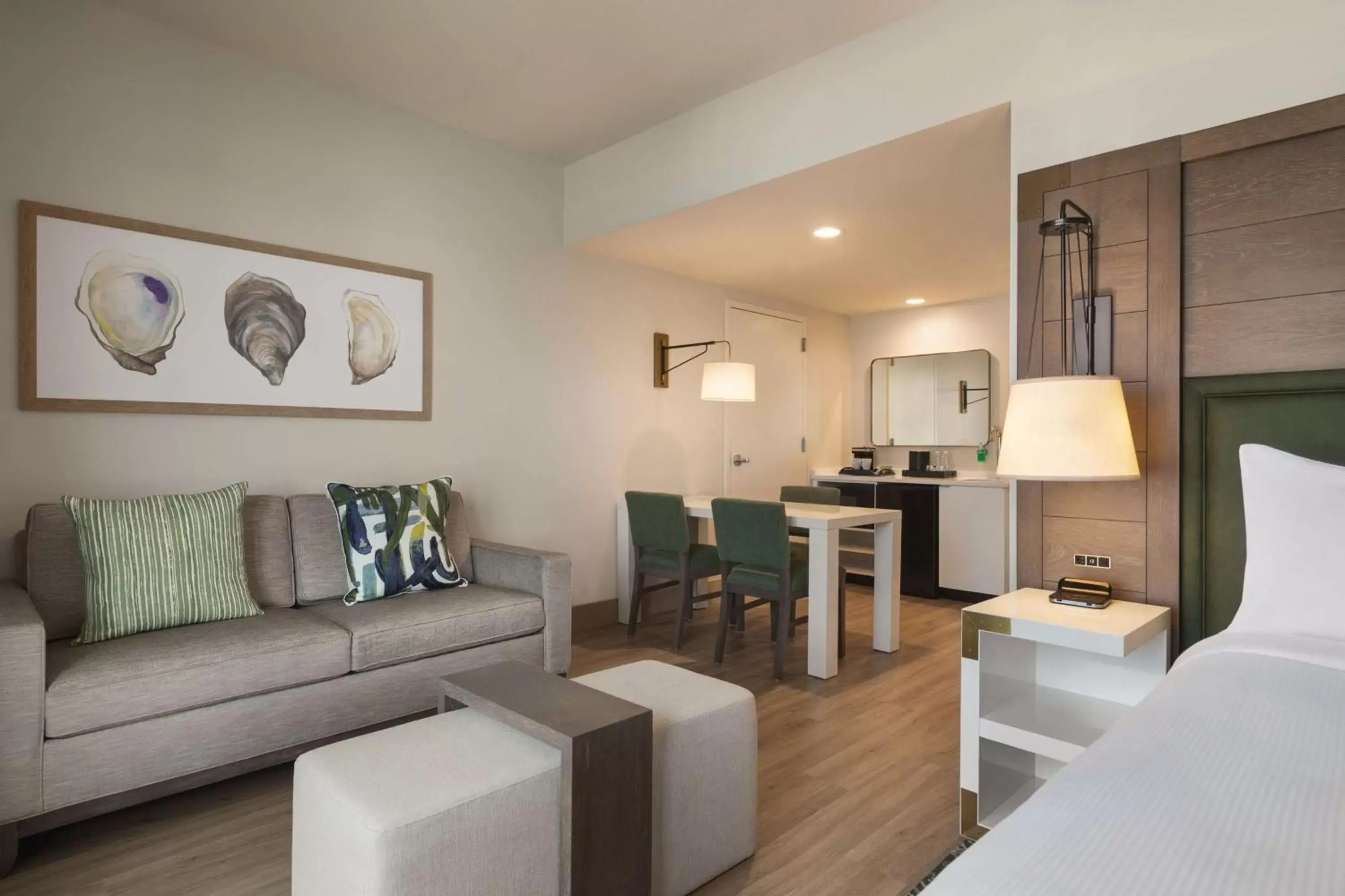 Living room, Seating Area in Embassy Suites By Hilton Panama City Beach Resort