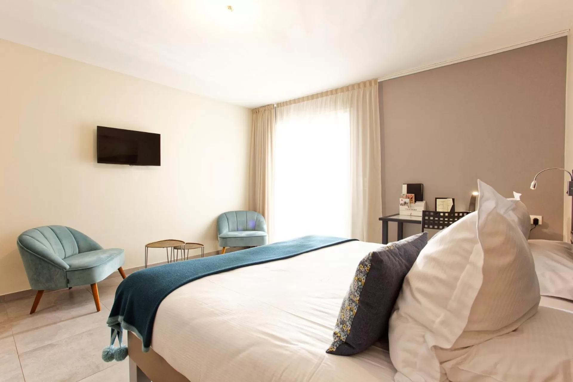 Bed in Sure Hotel by Best Western Beziers Le Monestie