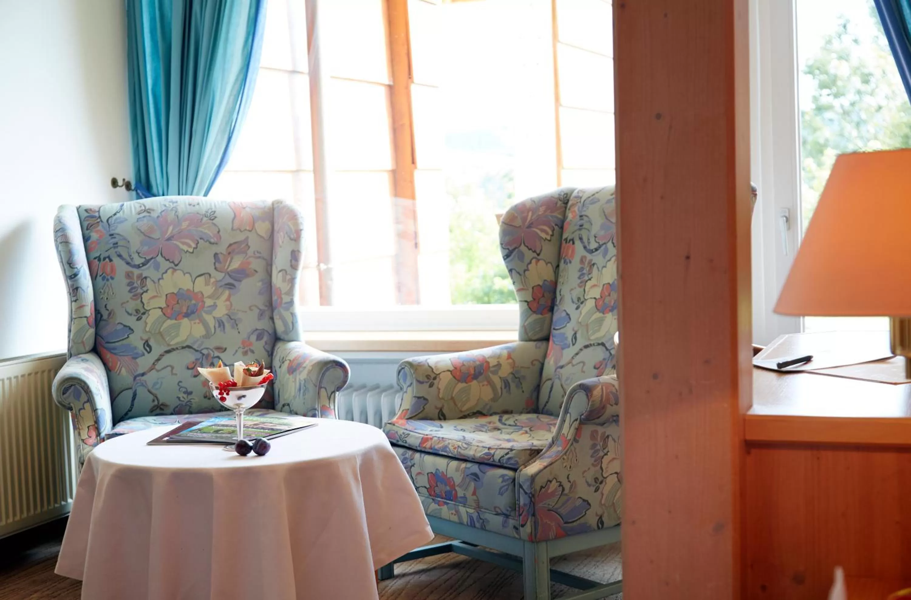 Photo of the whole room, Seating Area in Waldhaus Ohlenbach