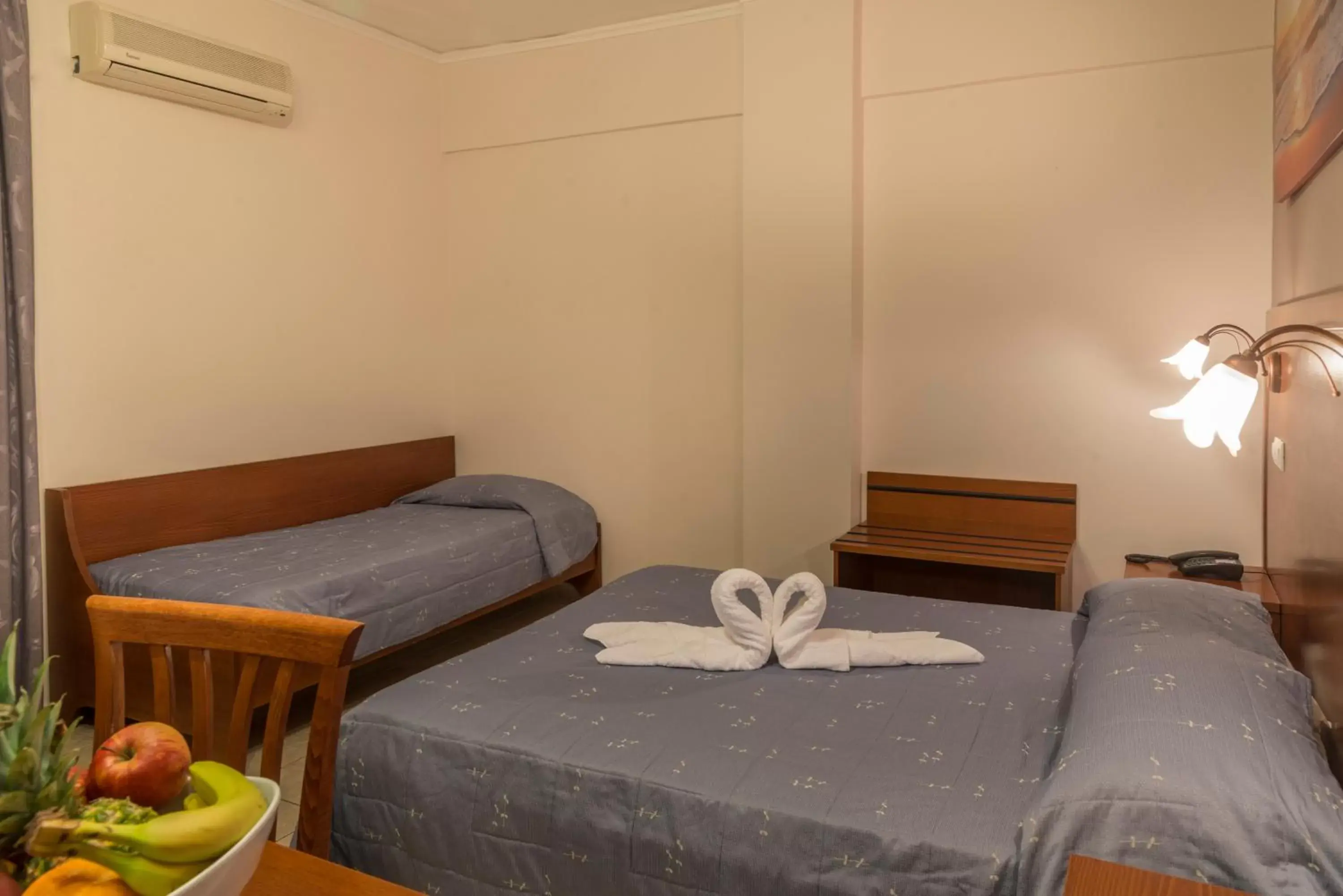 Photo of the whole room, Bed in Agrelli Hotel & Suites Photo of the whole room, Bed in Agrelli Hotel & Suites