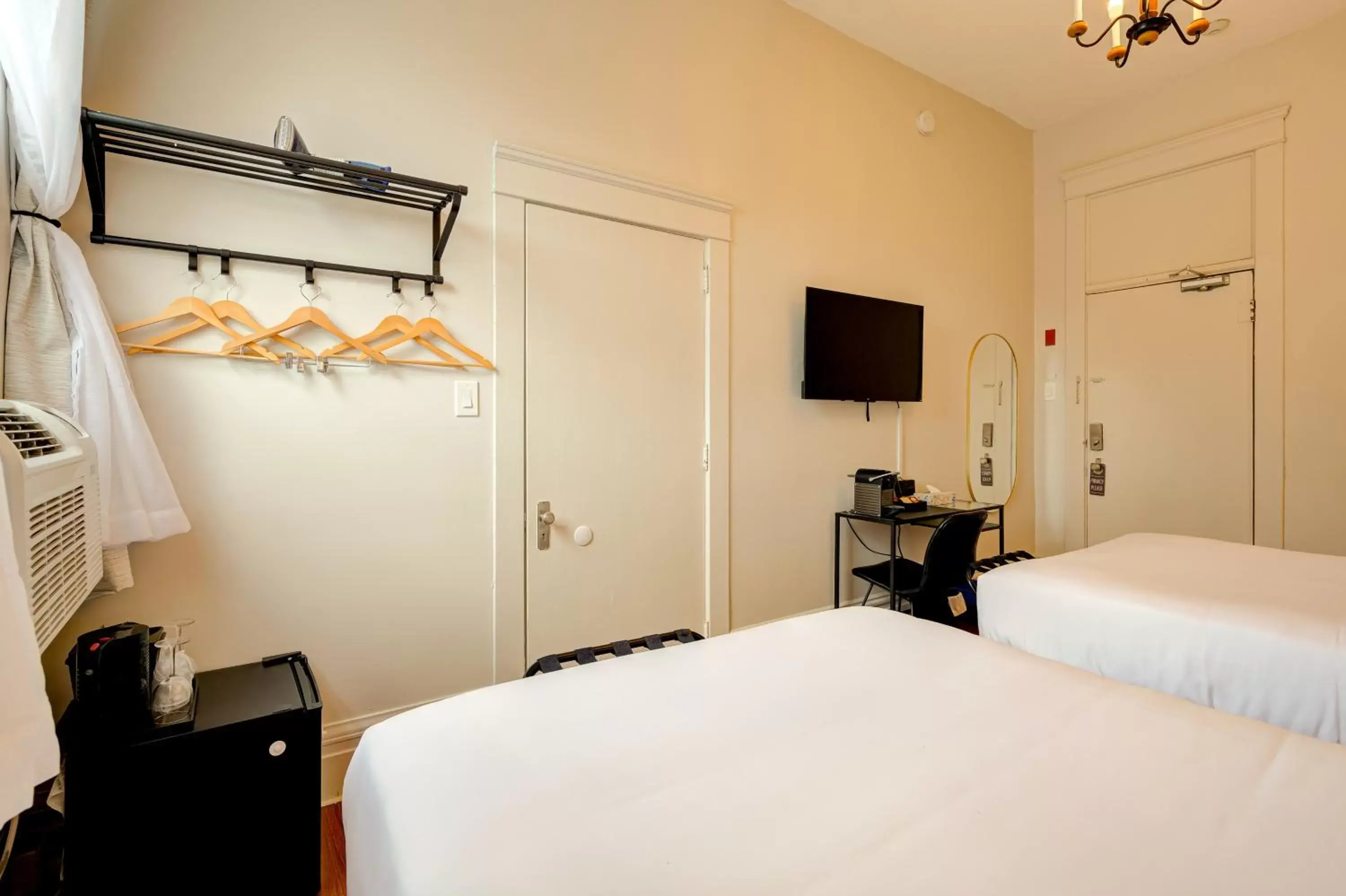 Deluxe Double Room in The Windsor Hotel by Hoco Hotels Collection
