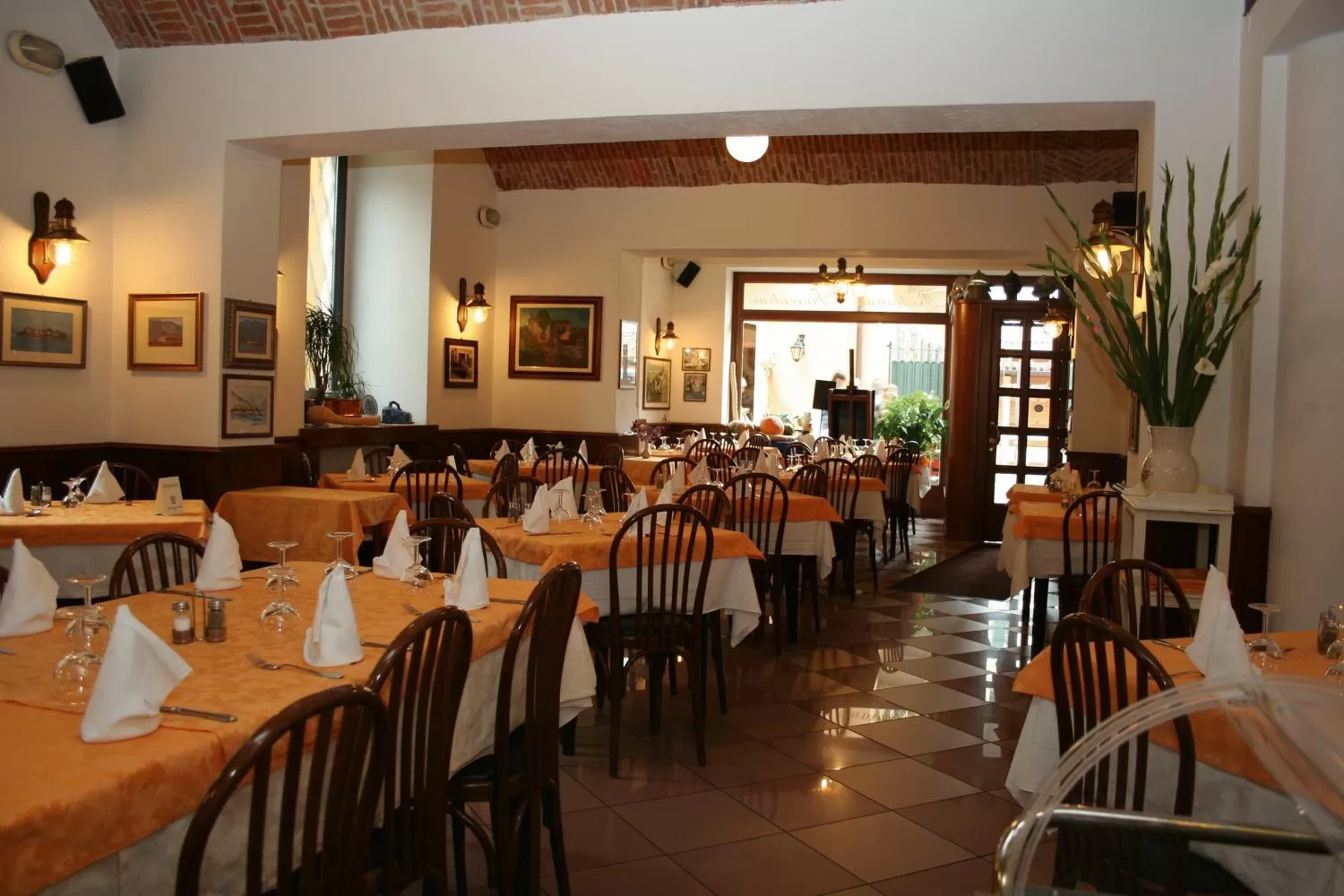 Restaurant/places to eat in Hotel Fiorentino