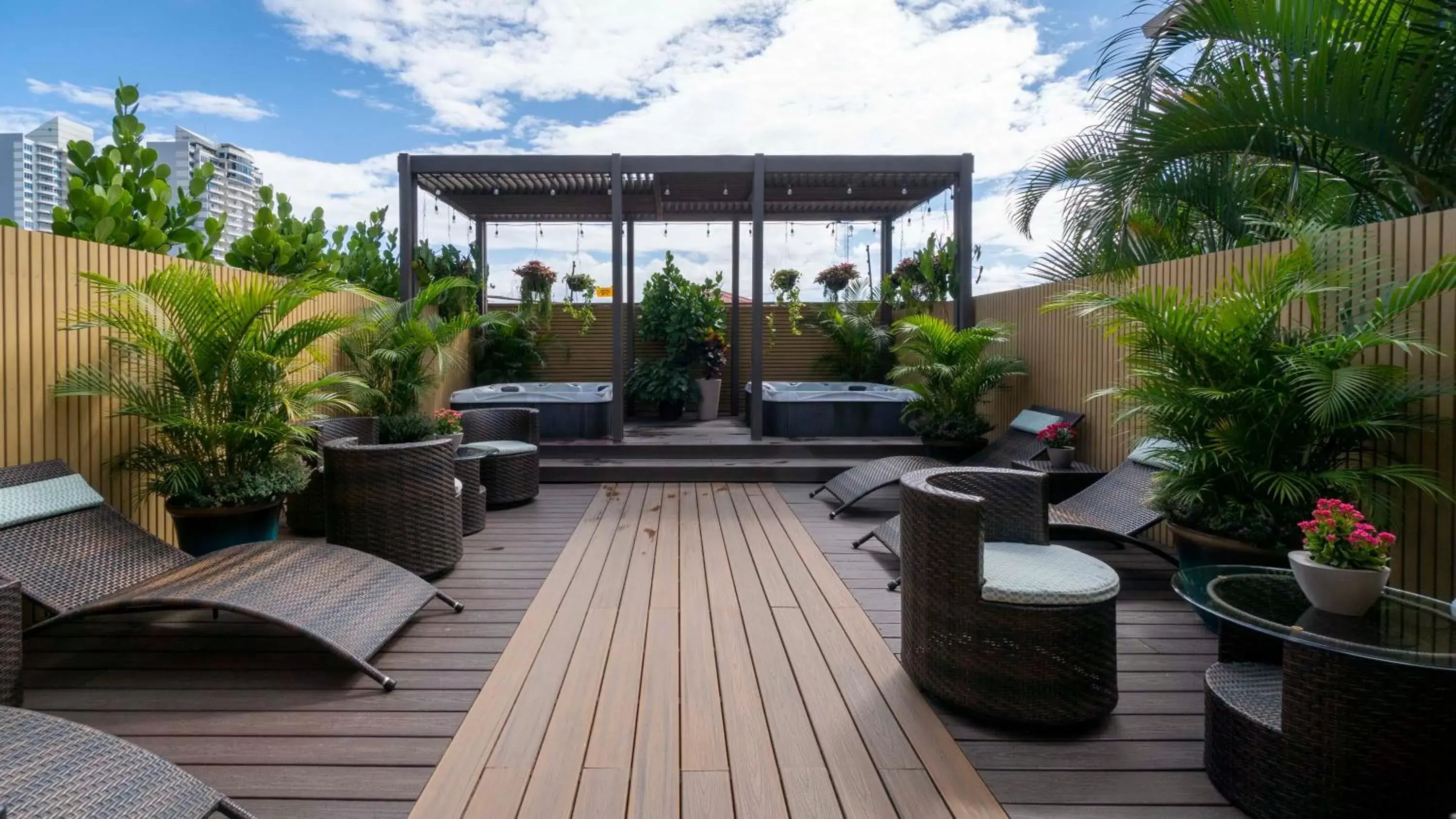 Hot Tub in Hotel Grano de Oro