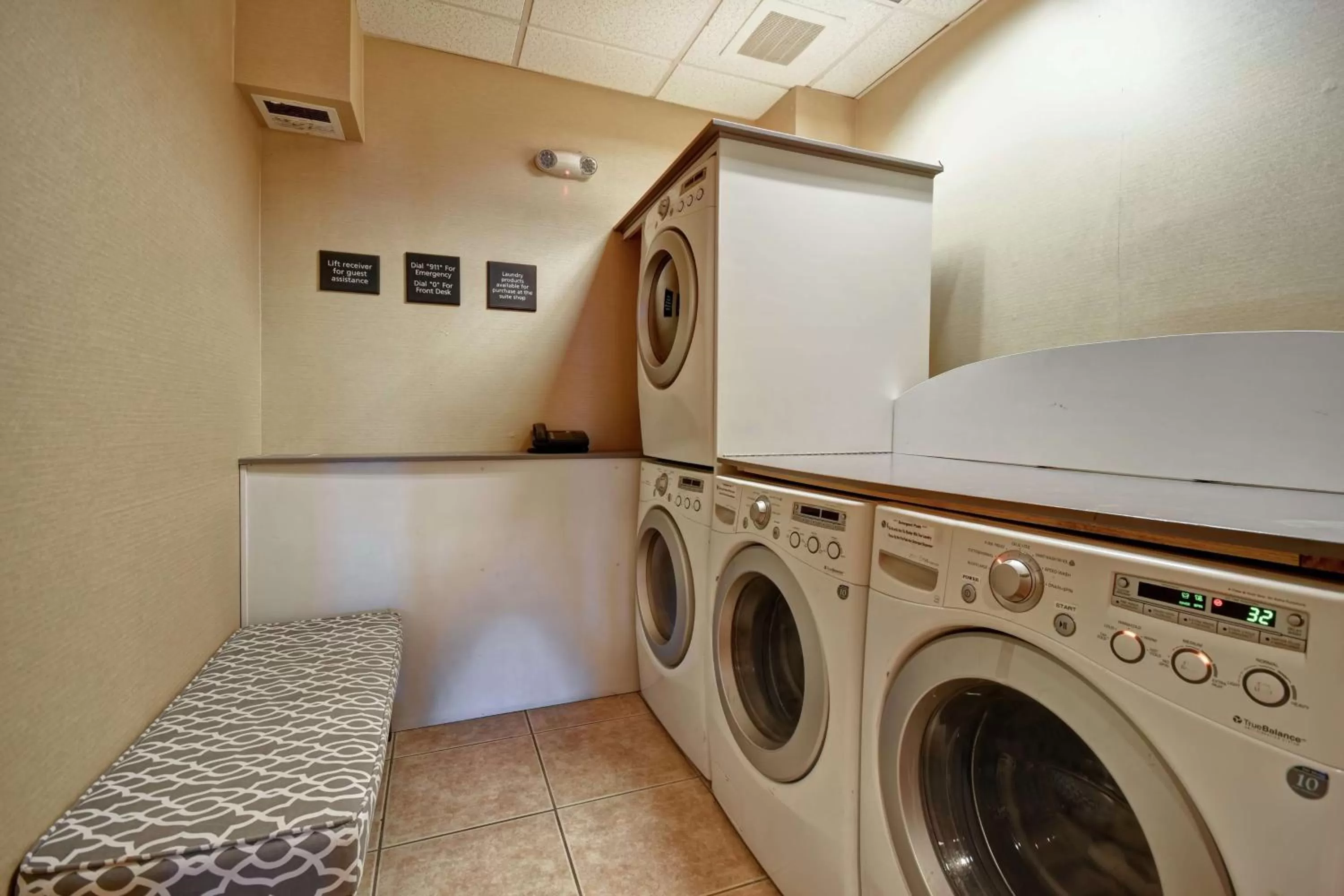 Sports in Hampton Inn & Suites Folsom