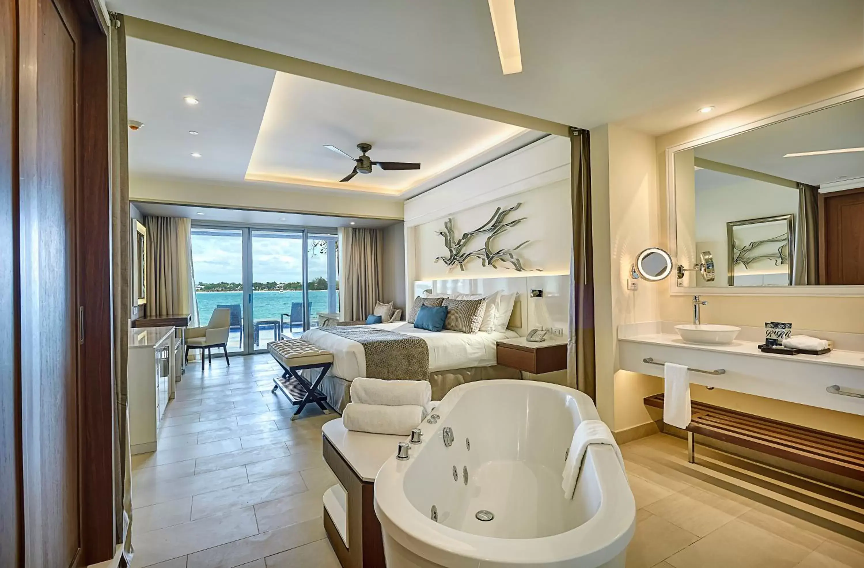 Bedroom, Bathroom in Royalton Negril, An Autograph Collection All-Inclusive Resort