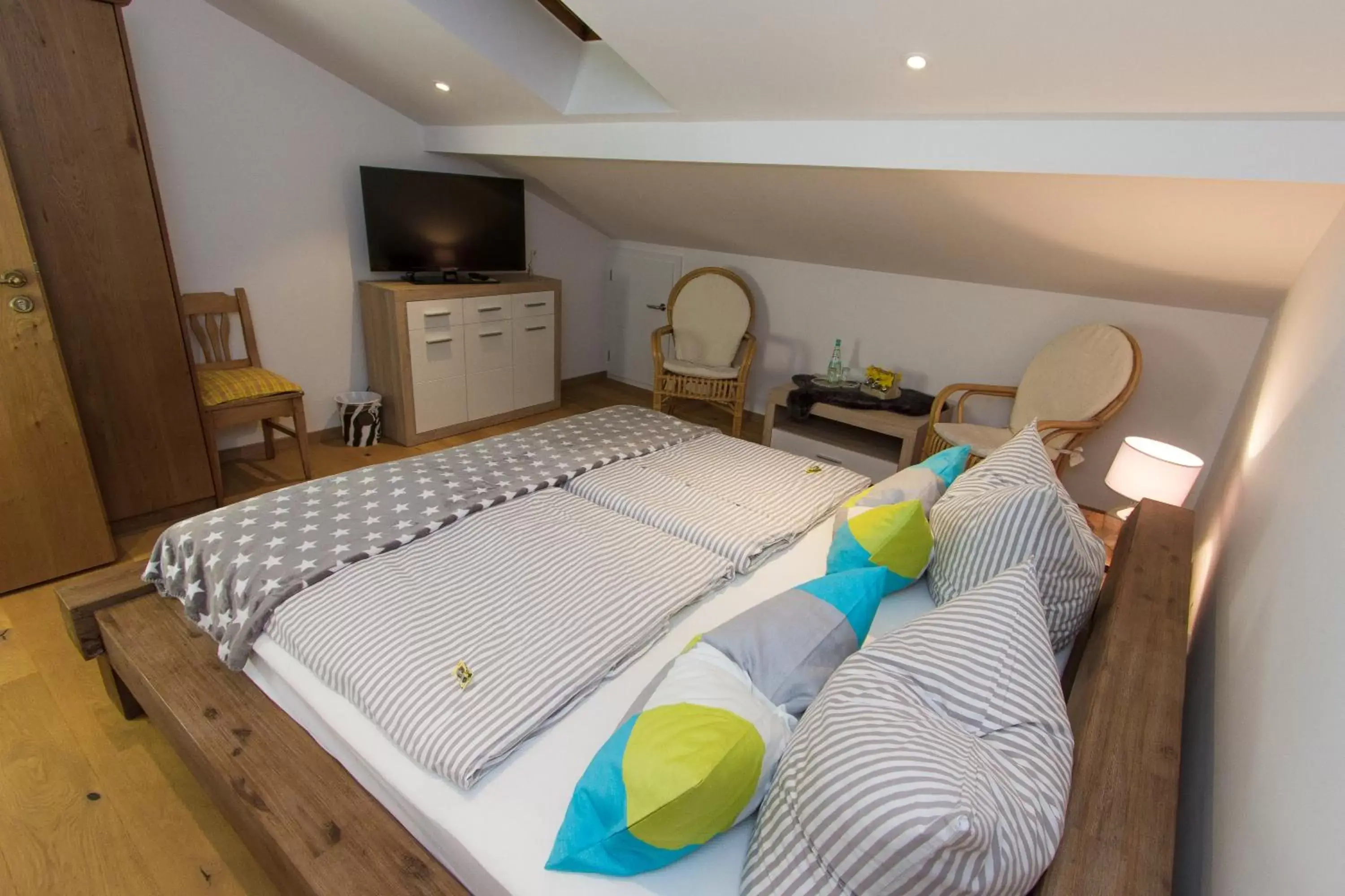 Double Room with Private External Bathroom - Attic in Hotel Alpenblick Double Room with Private External Bathroom - Attic in Hotel Alpenblick