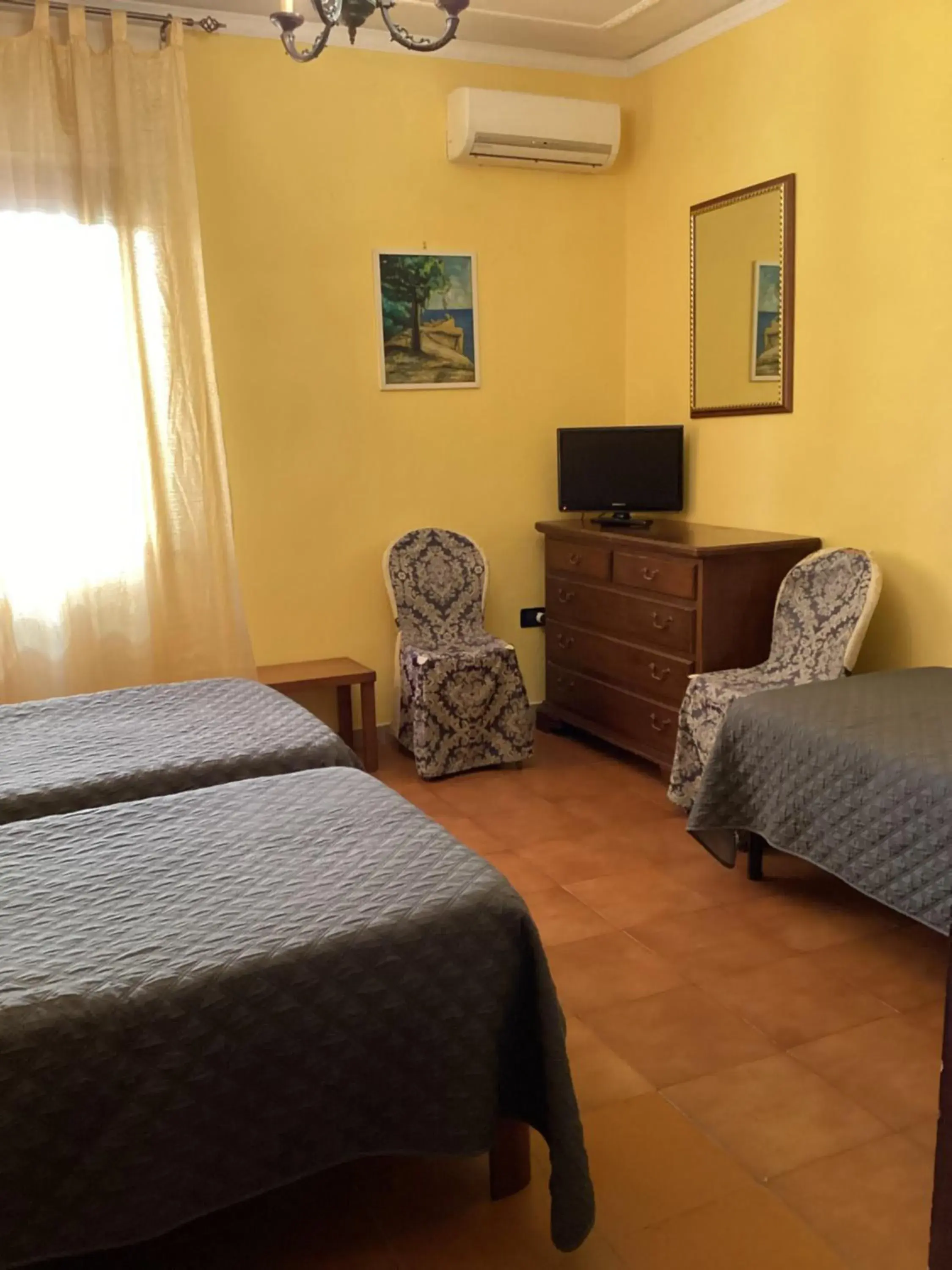 Bedroom in Hotel La Querceta