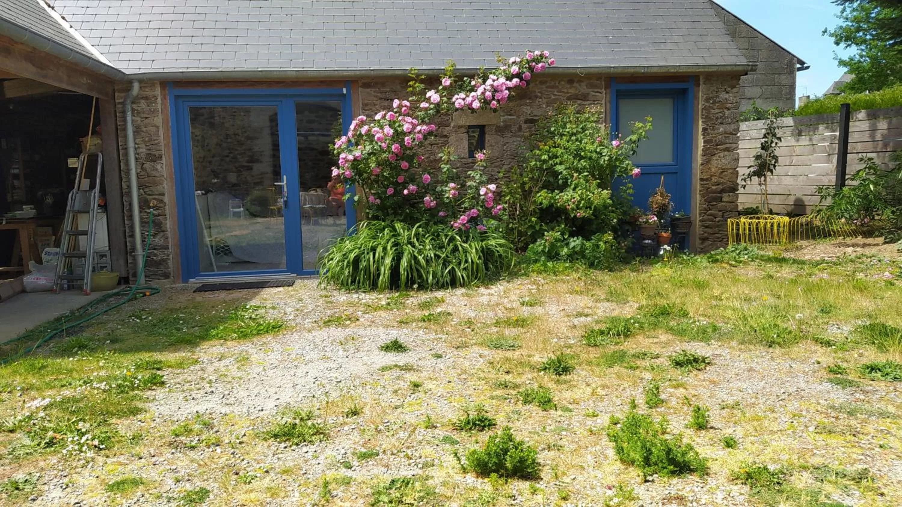 Facade/entrance in Ker Anahid - L'Atelier