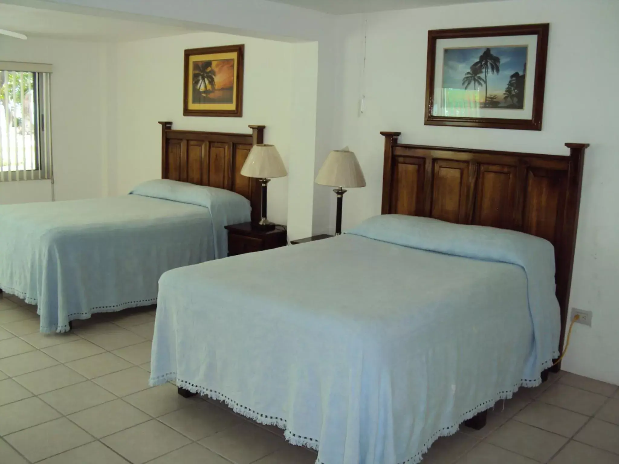 Bed in Freedom Shores "La Gringa" Hotel - Universally Designed