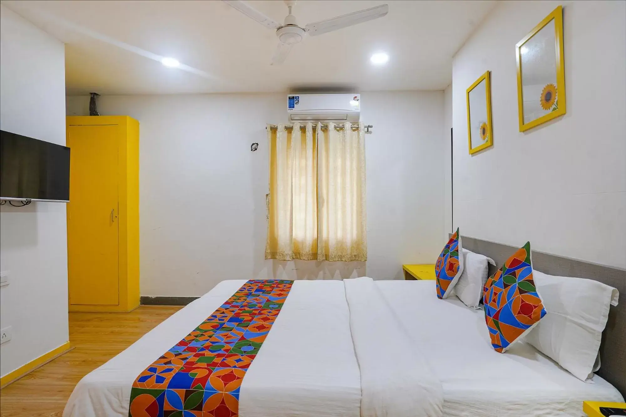 Bed in Collection O Hotel Holiday Banjara