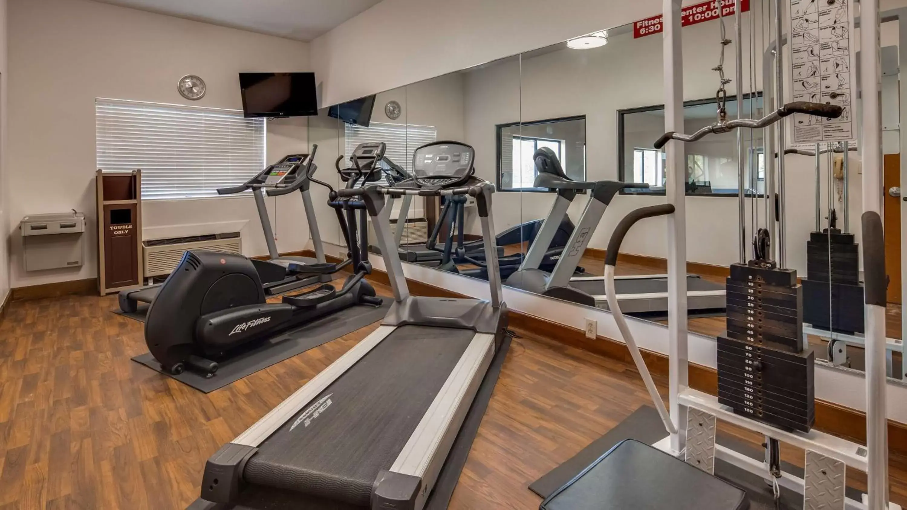 Fitness centre/facilities in Best Western Inn & Suites of Macon Fitness centre/facilities in Best Western Inn & Suites of Macon