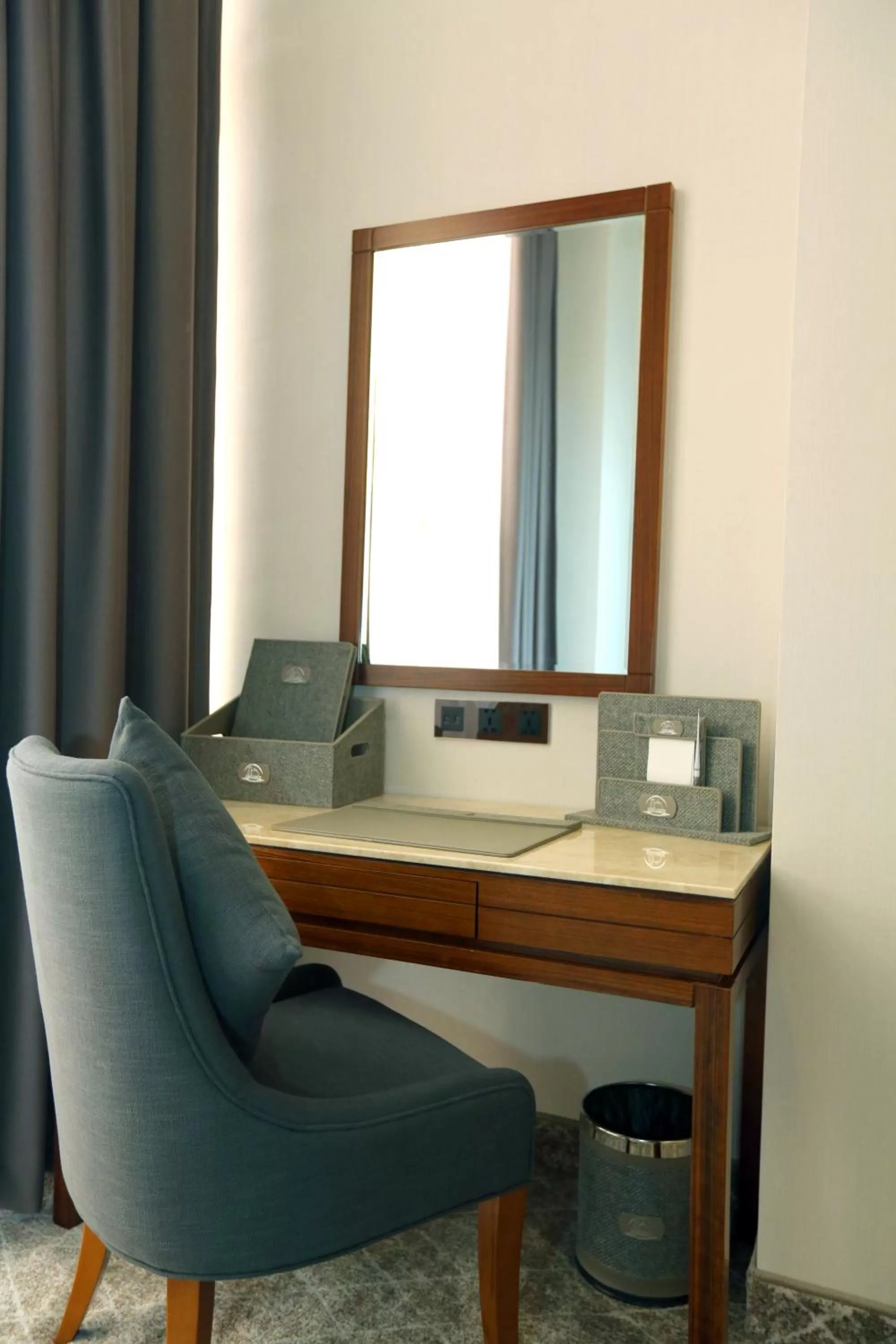 Parliament Palace Hotel