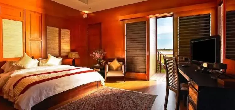 Bed in Duyong Marina and Resort