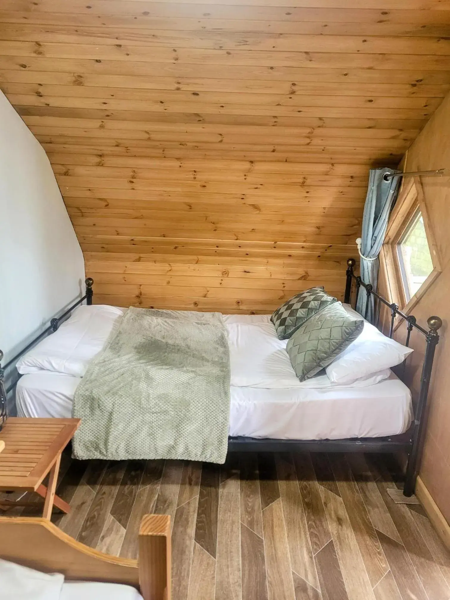 Bedroom, Bed in Wheal Tor