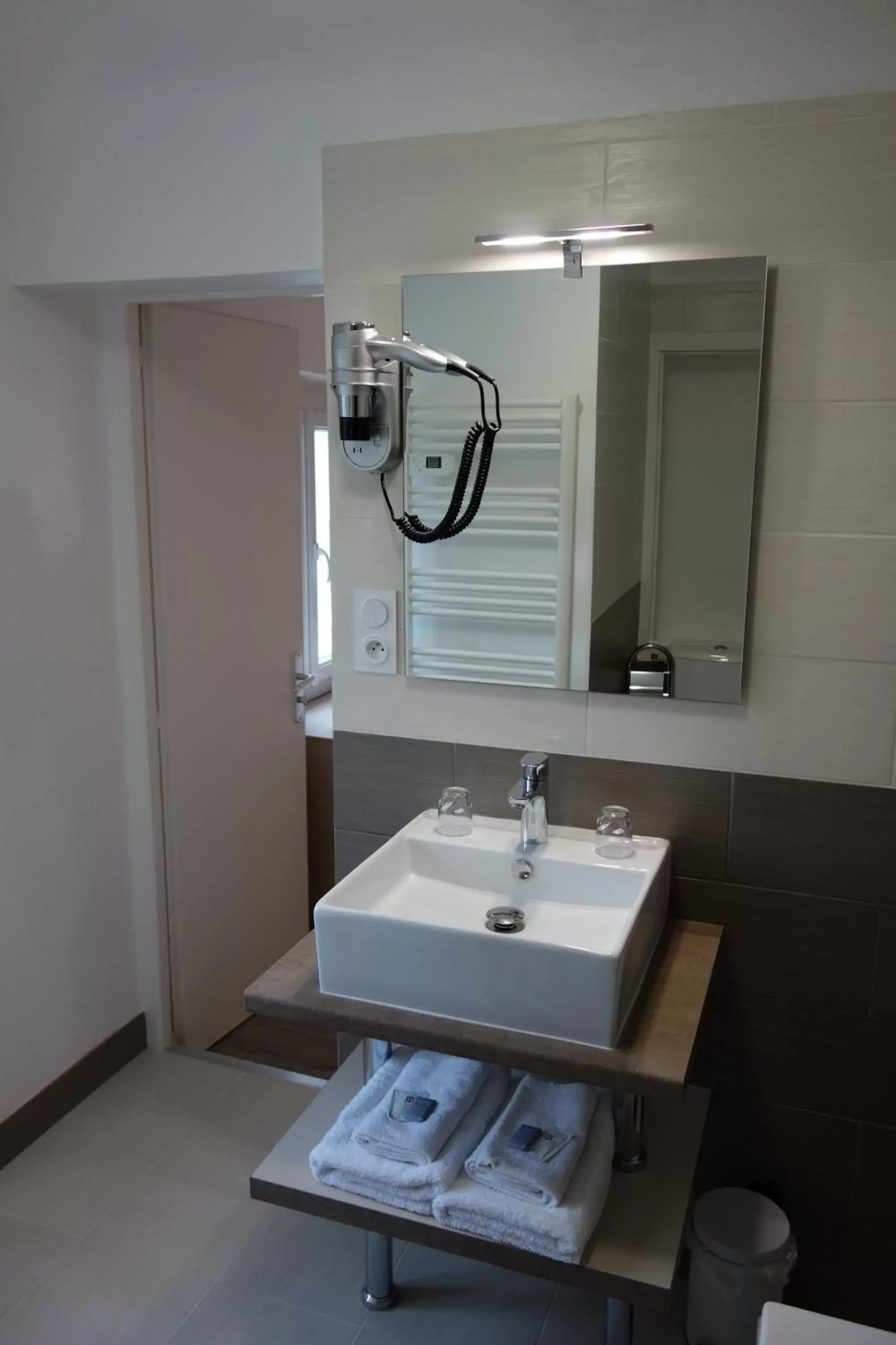 Bathroom in Hotel le Préjoly