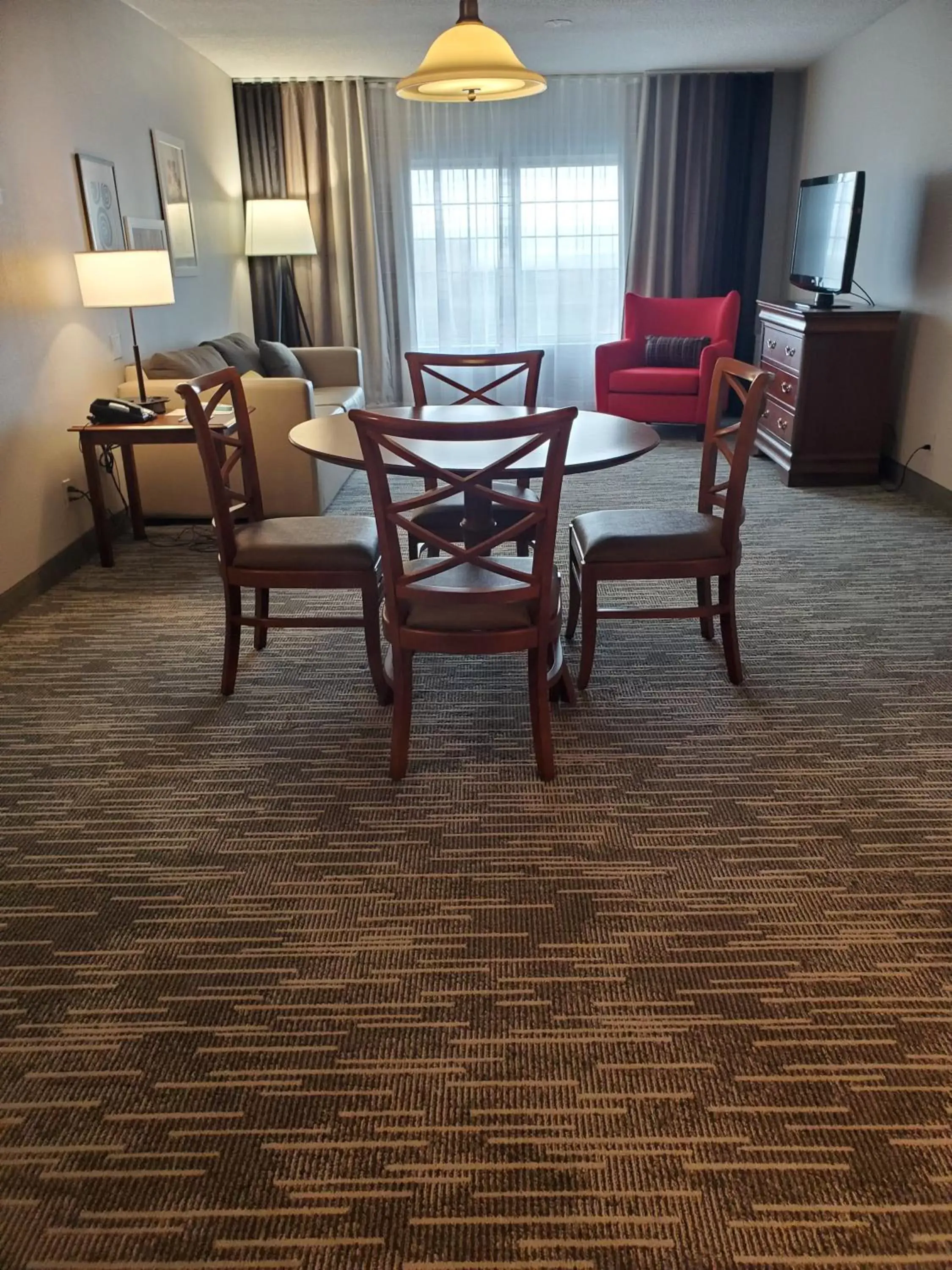 Living room, Seating Area in Country Inn & Suites by Radisson, Fredericksburg South (I-95), VA