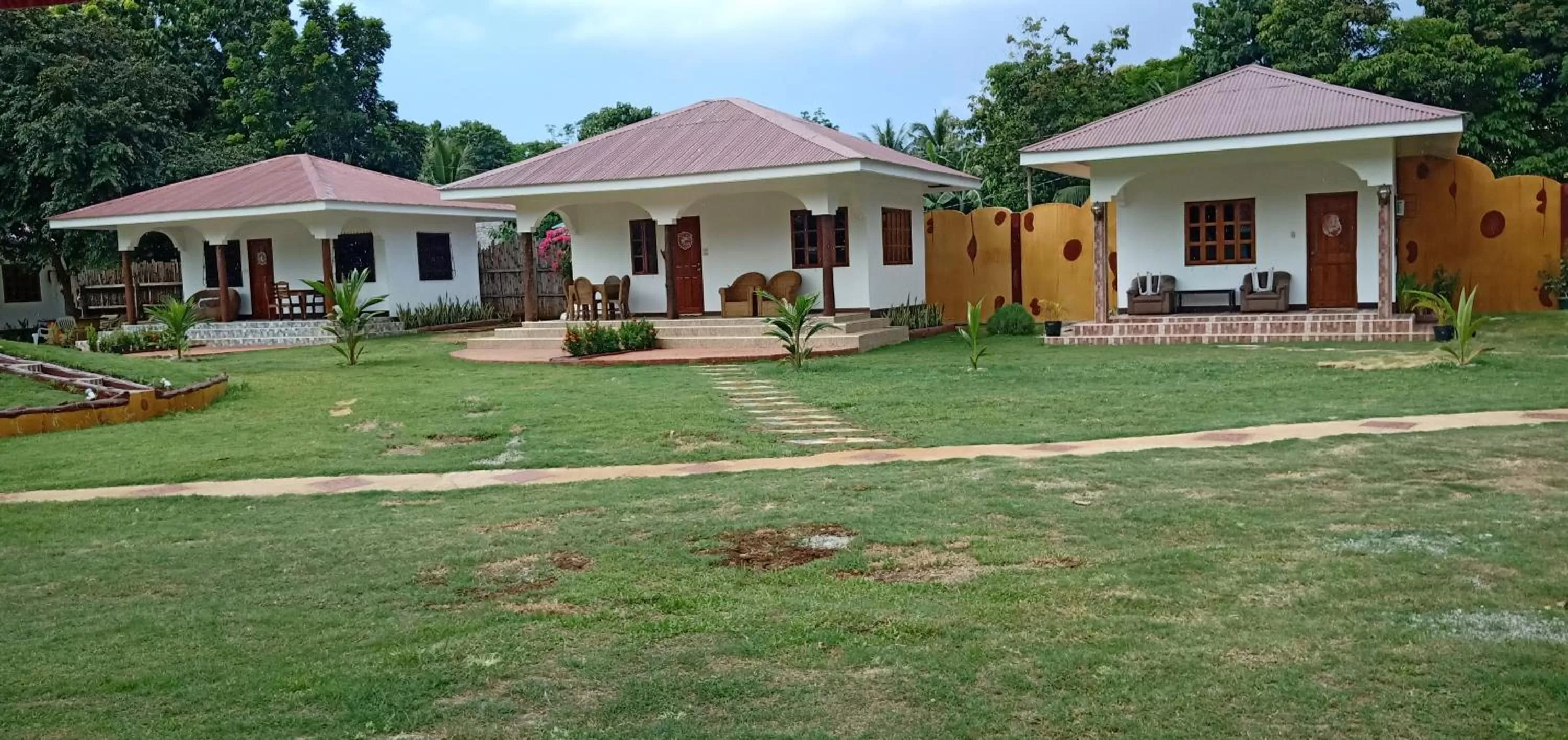 Balcony/Terrace, Property Building in E&N Paradise Island Resort