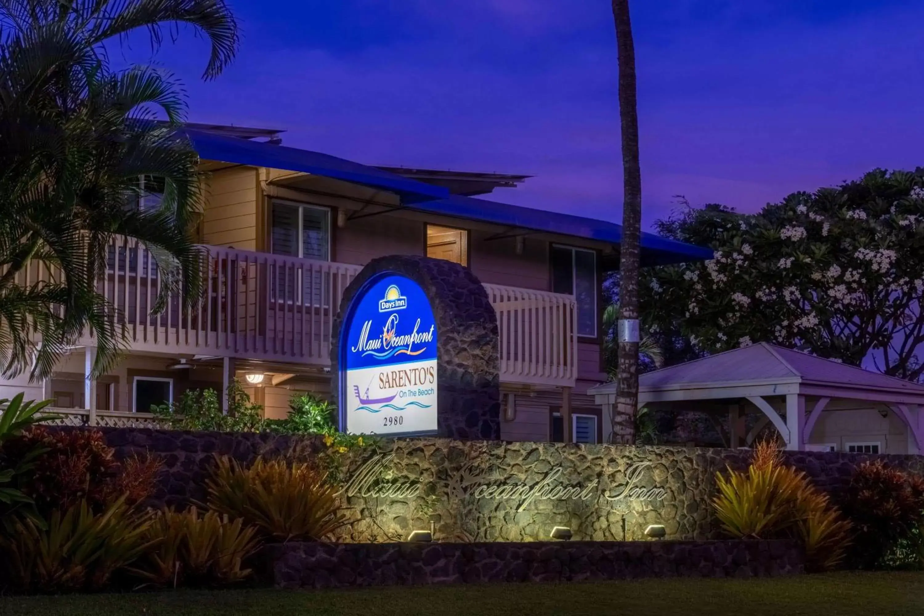 Property Building in Days Inn by Wyndham Maui Oceanfront