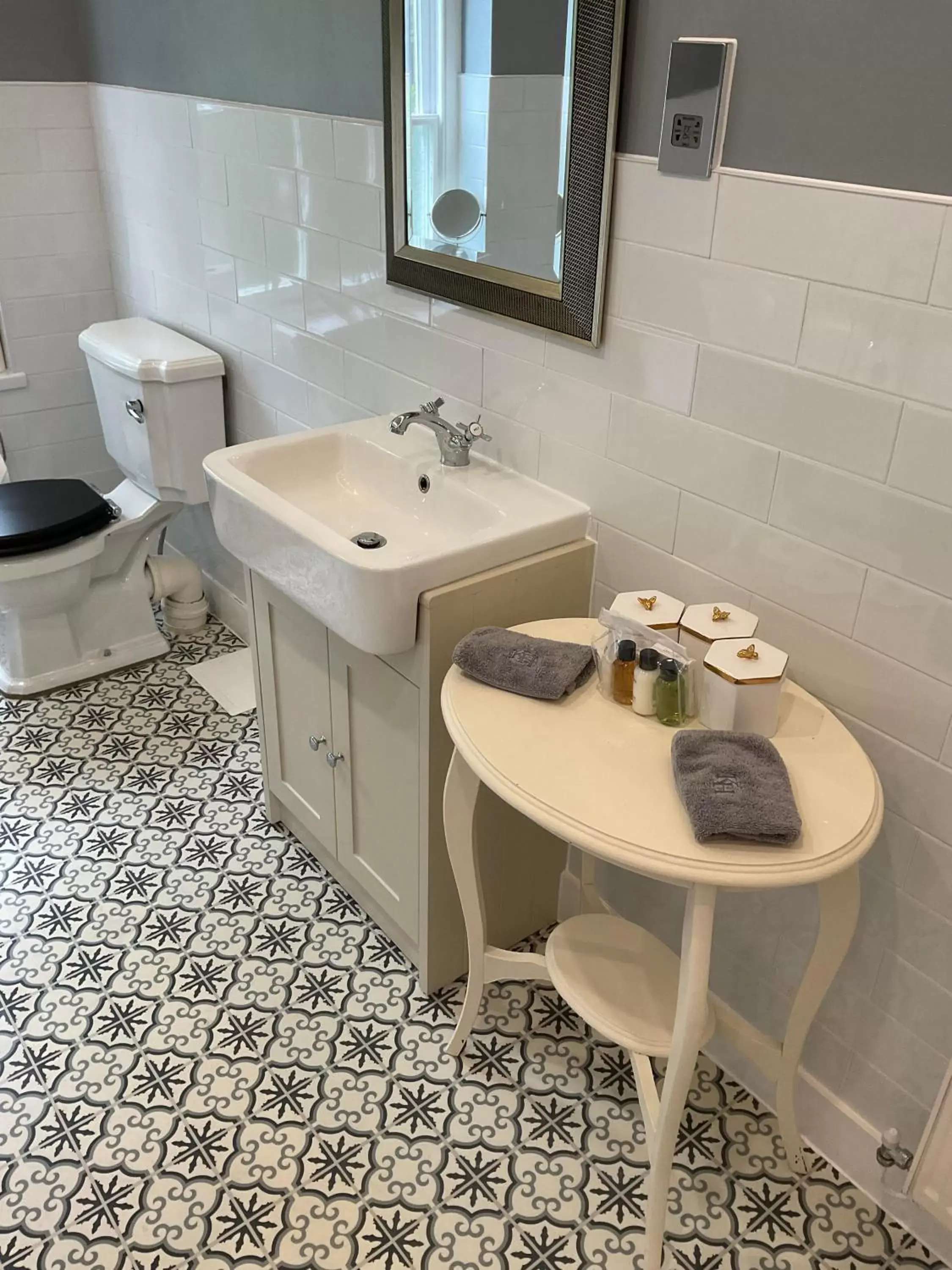 Bathroom in Kateshill House Bed & Breakfast