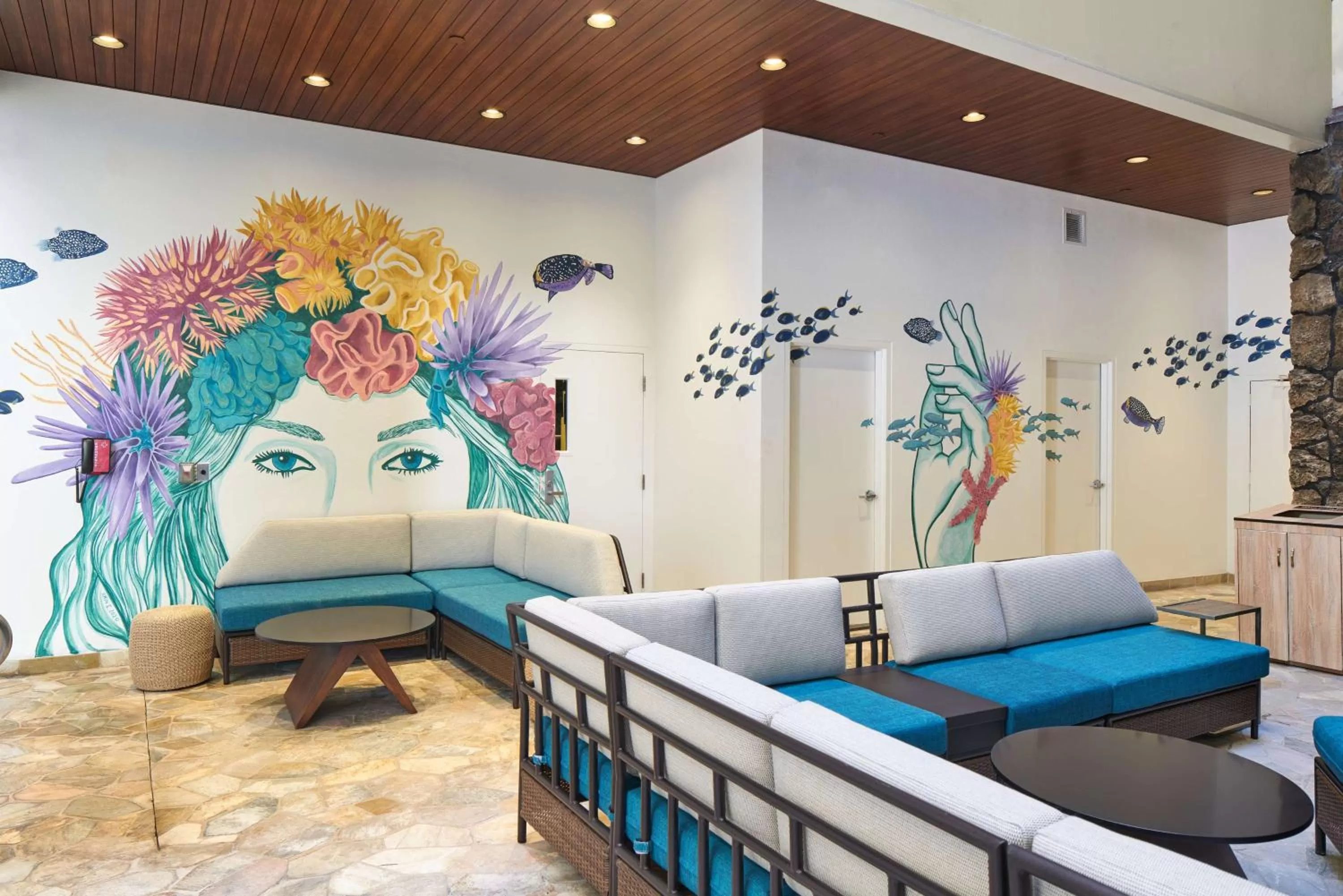 Property building in Waikiki Malia