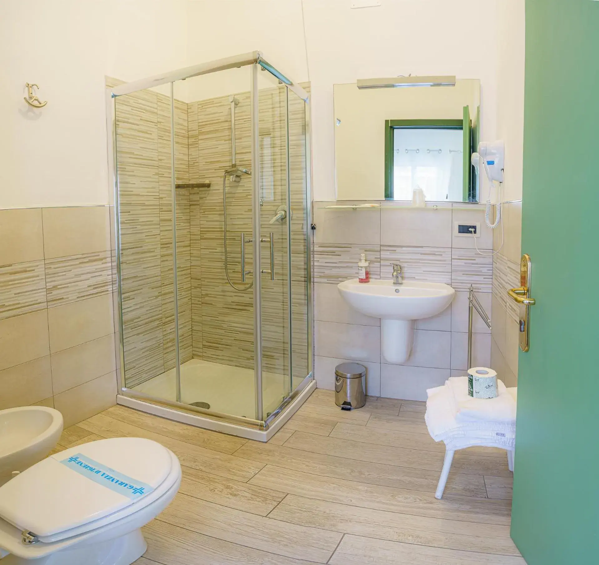 Bathroom in Albergo La Lampara