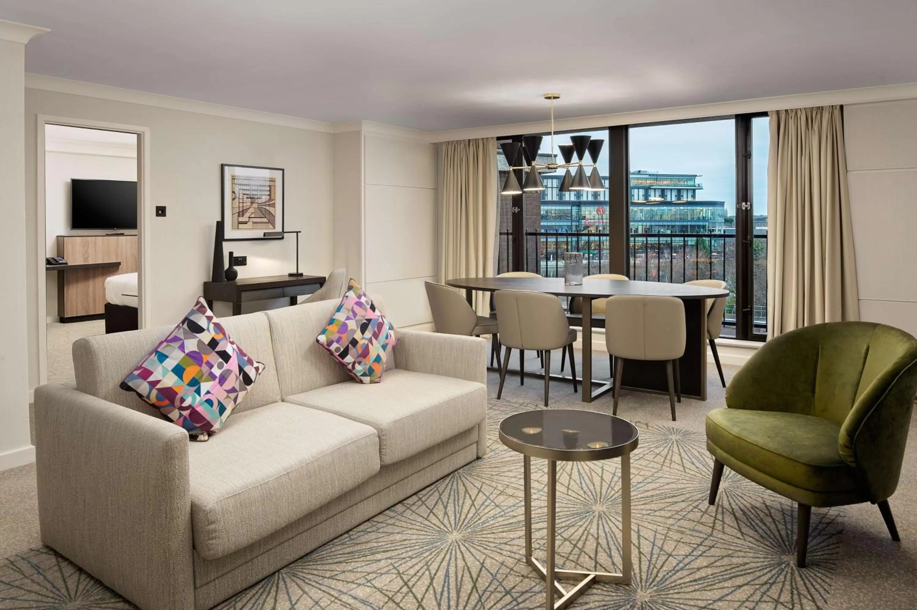 Living room in Hilton Birmingham Metropole Hotel