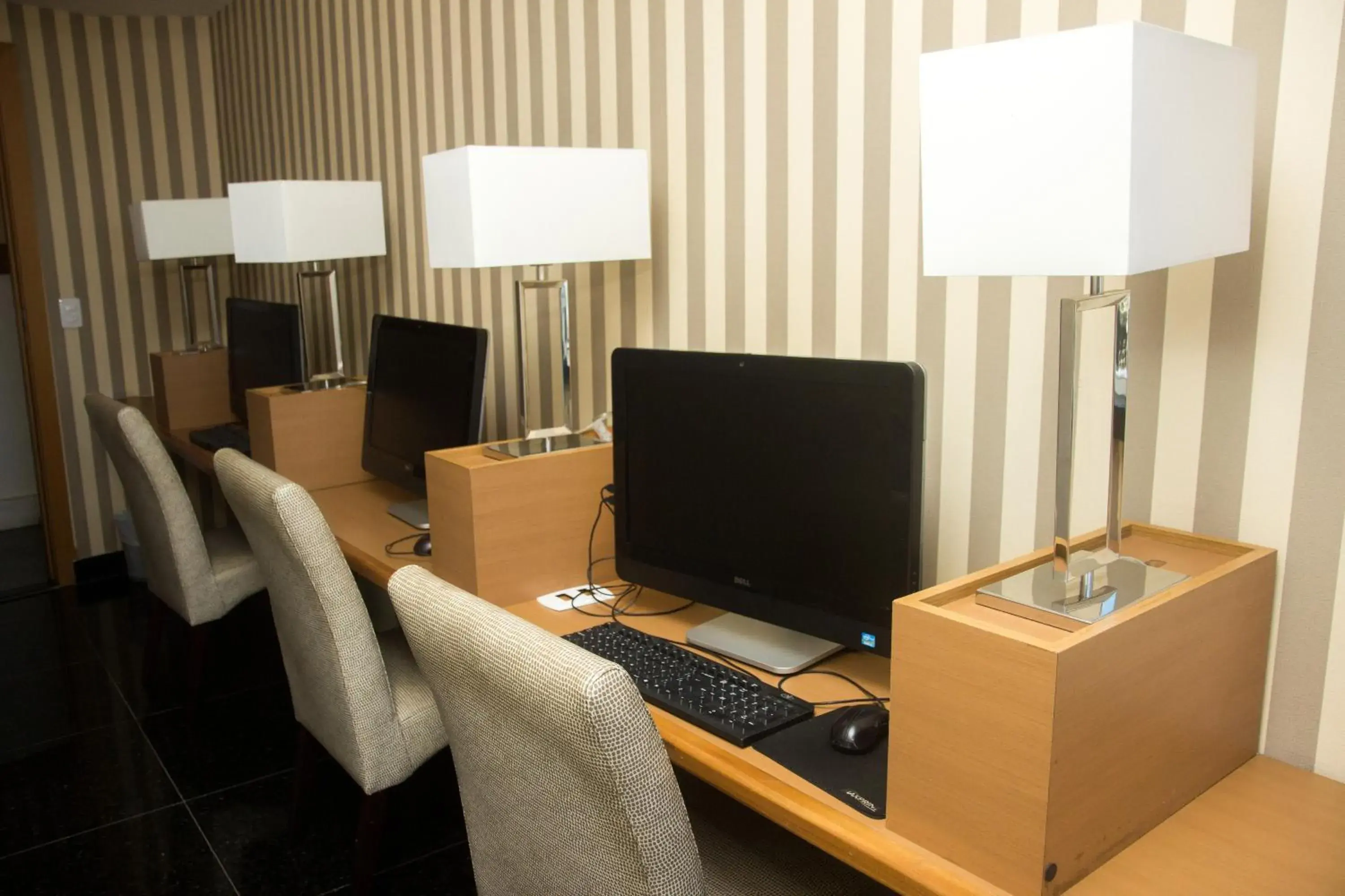 Business facilities, TV/Entertainment Center in Royal Ocean Palace Hotel