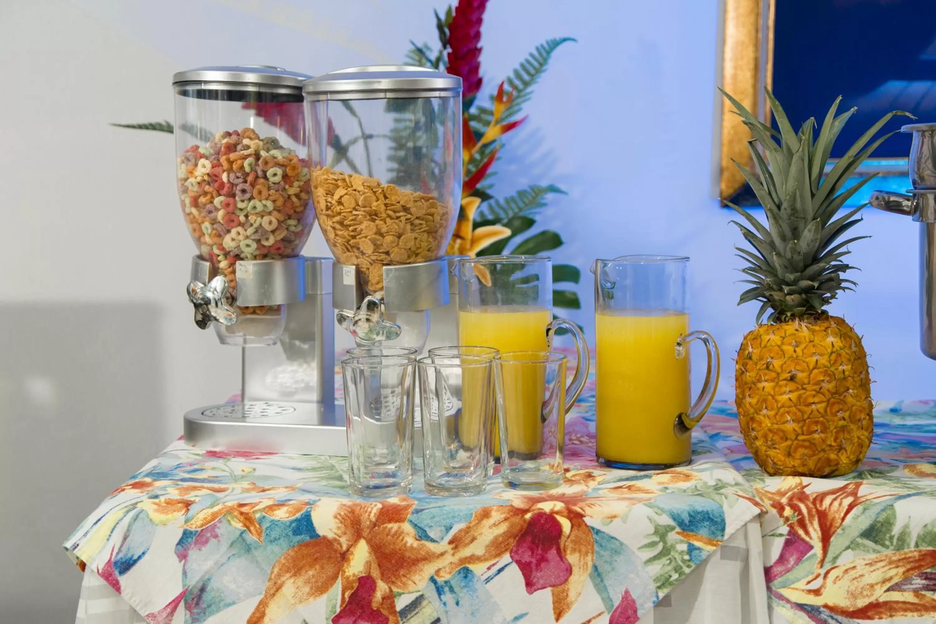 Breakfast in Hotel Flamingo Cali