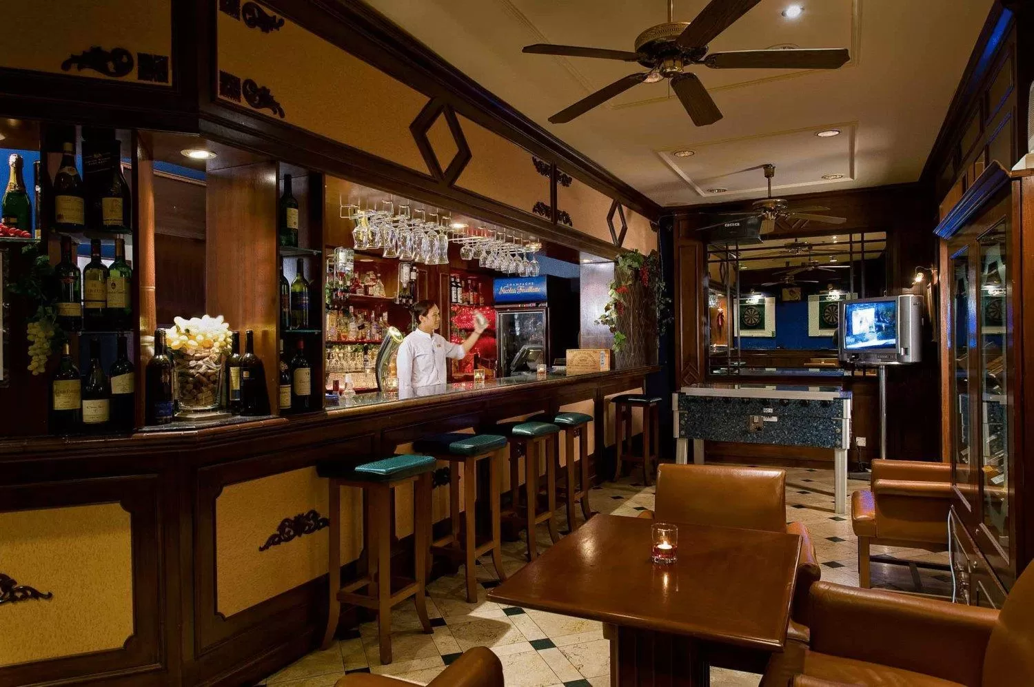 Staff in Colmar Tropicale