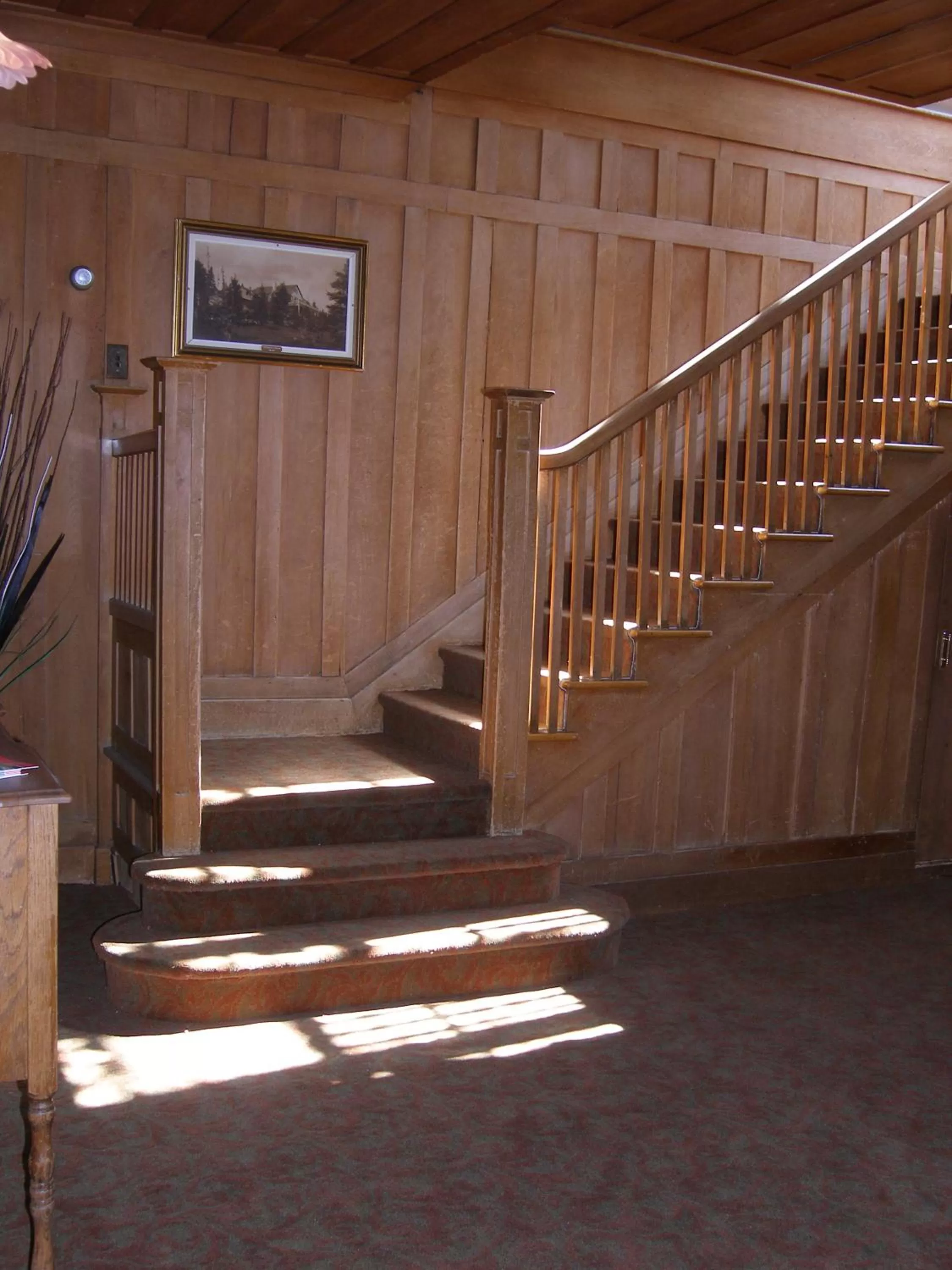 Decorative detail in Auberge Des 3 Canards