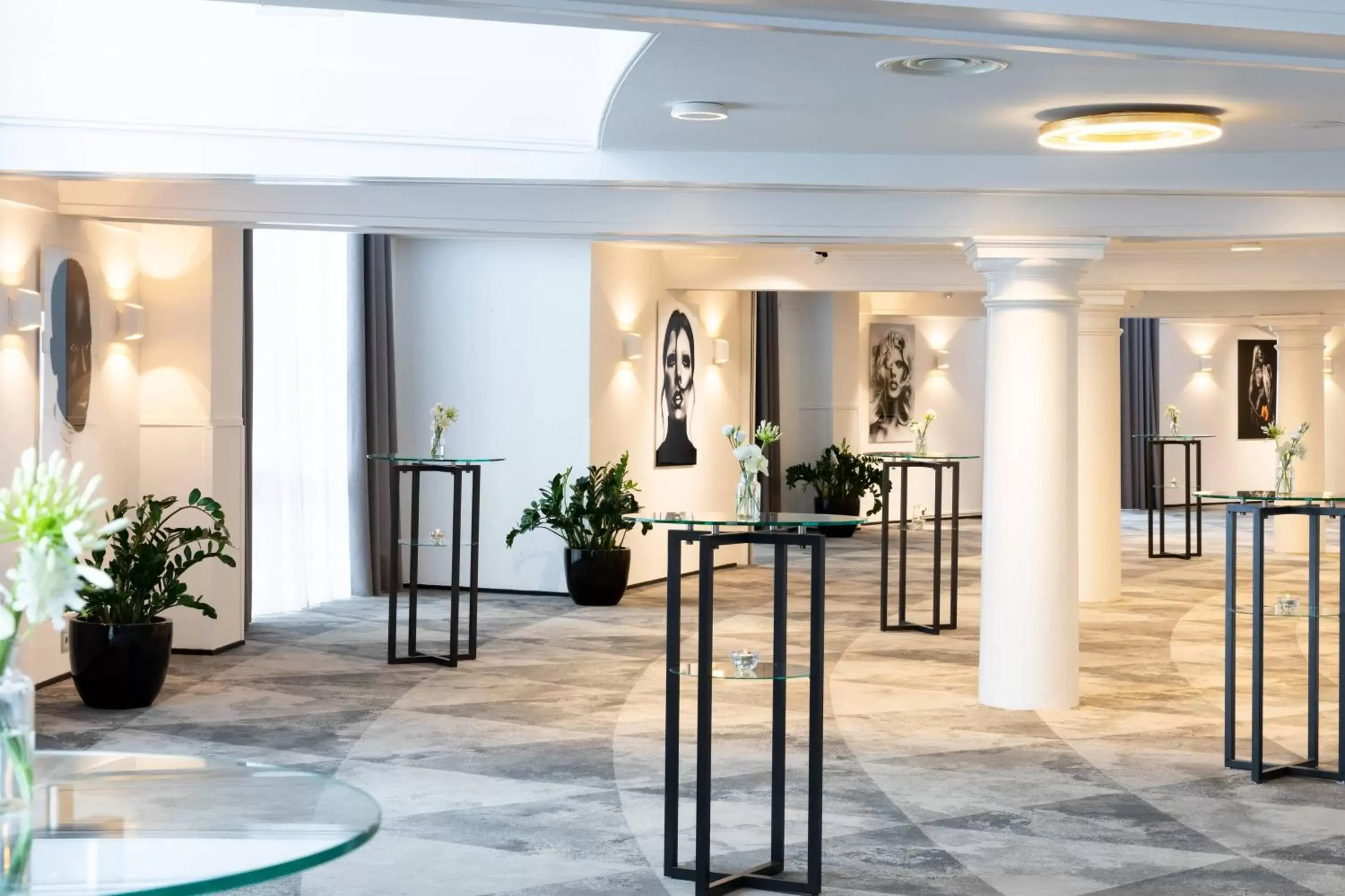 Meeting/conference room, Lobby/Reception in Renaissance Amsterdam Hotel