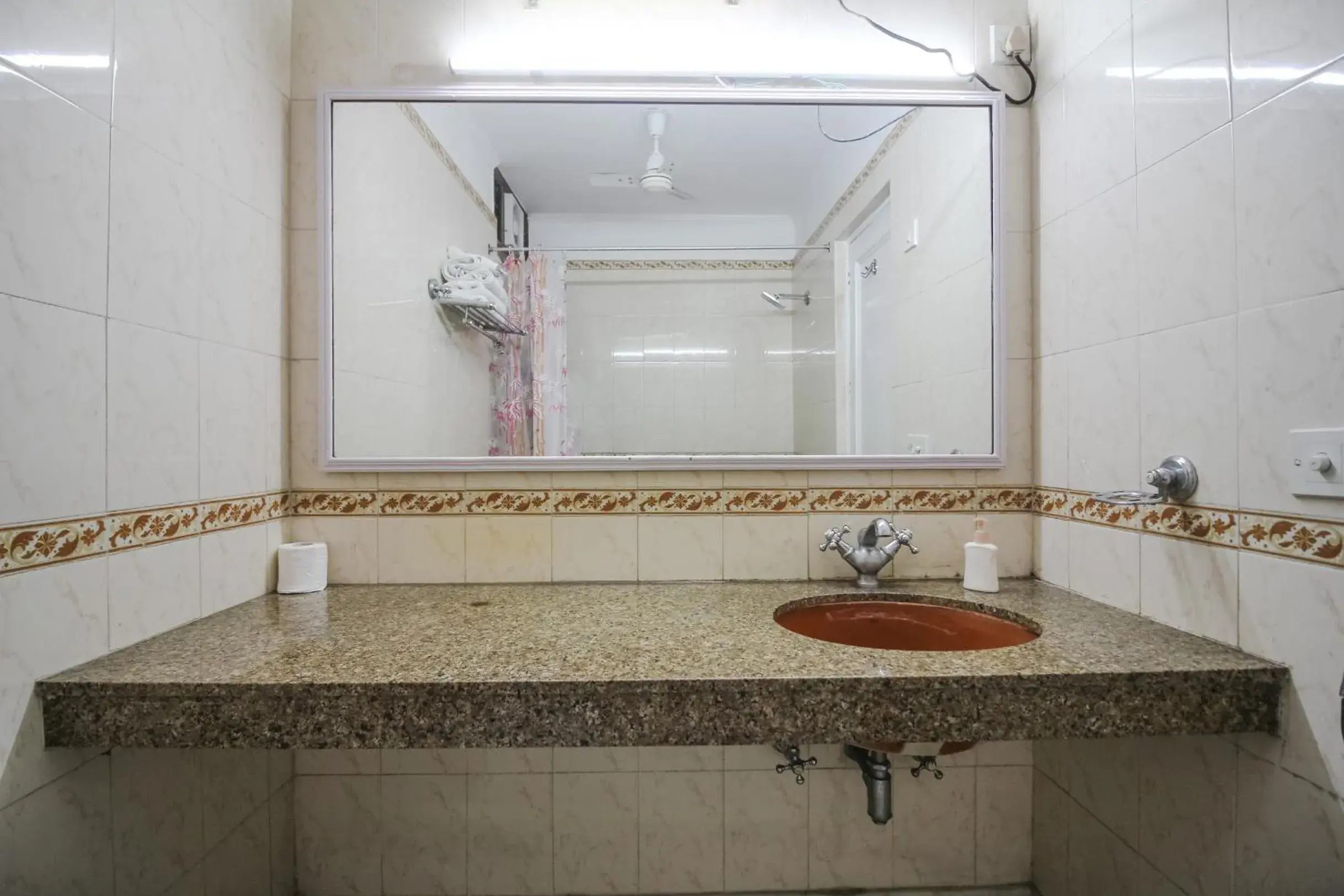 Shower, Bathroom in Under My Roof Green Park