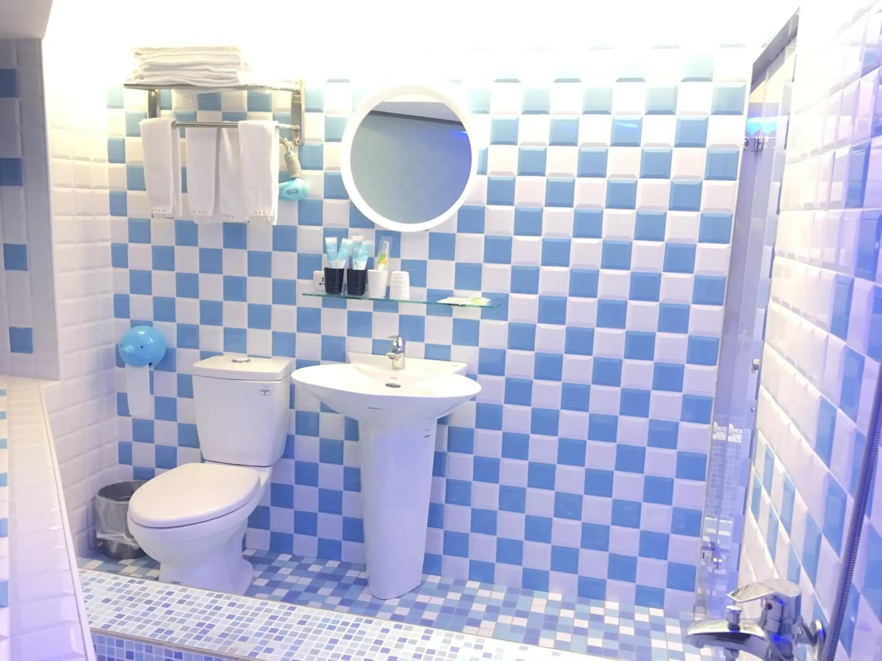 Bathroom in Haozhan Hotel