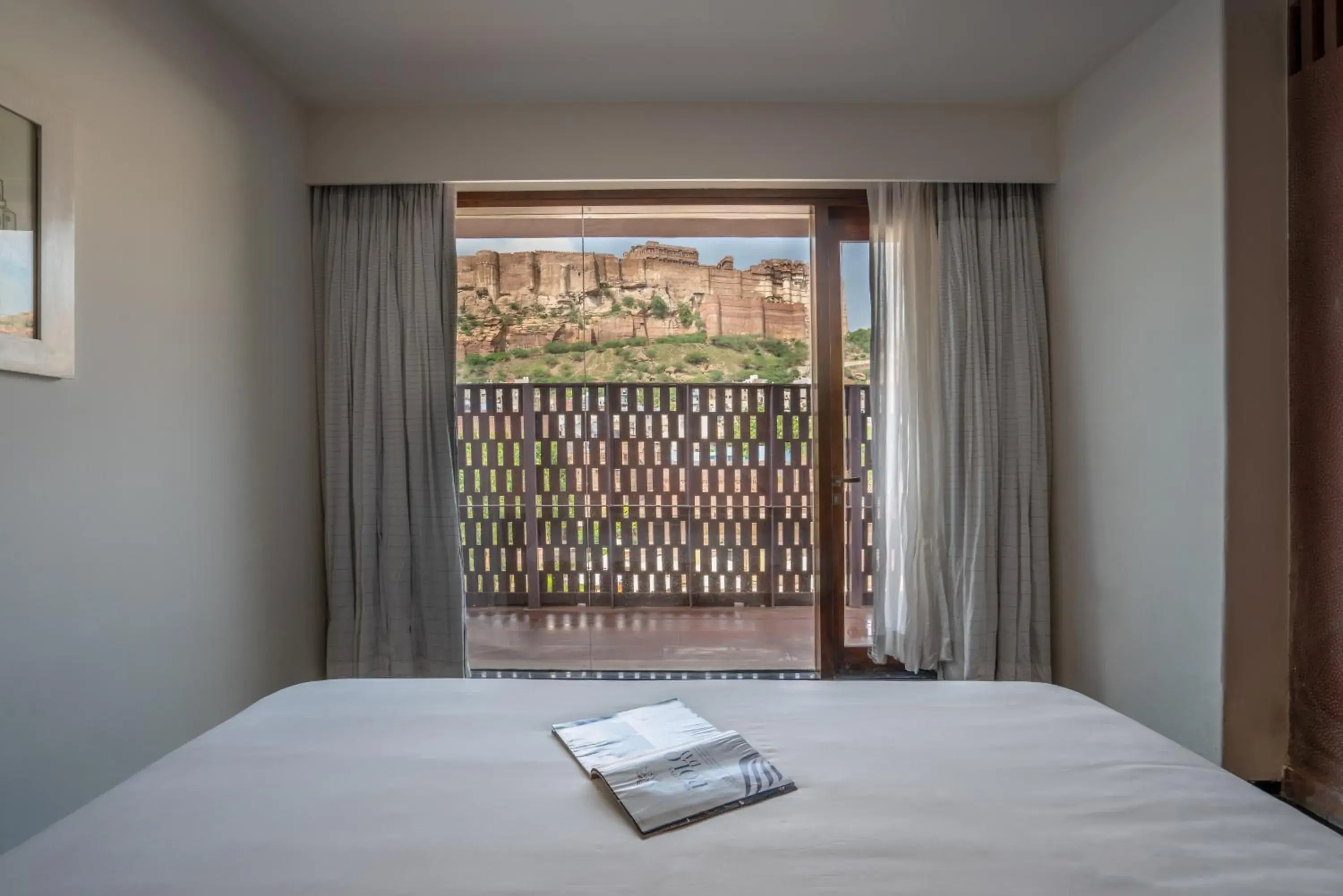 Bedroom, Bed in Hotel Raas