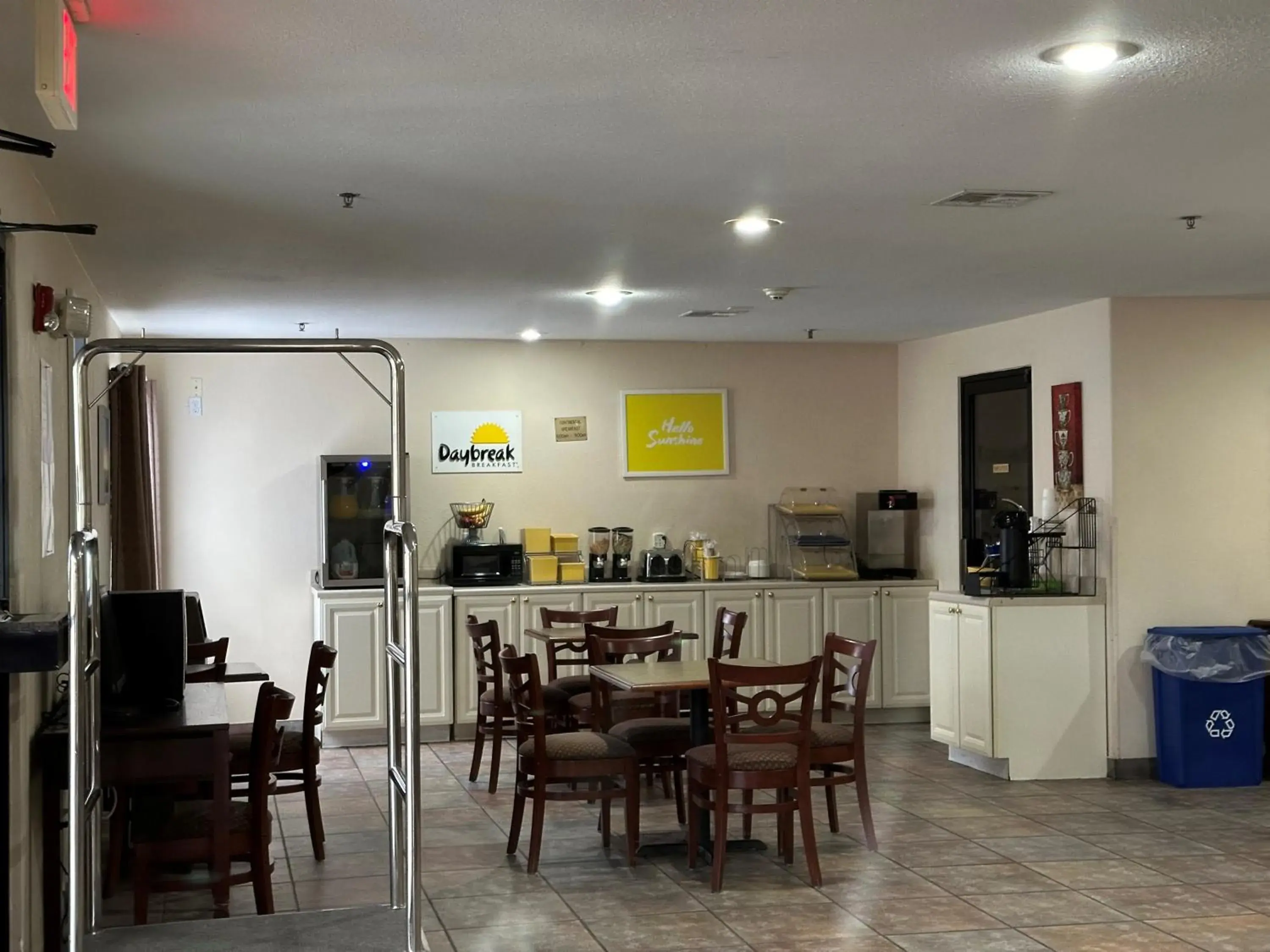 Breakfast, Restaurant/Places to Eat in Days Inn & Suites by Wyndham Eunice