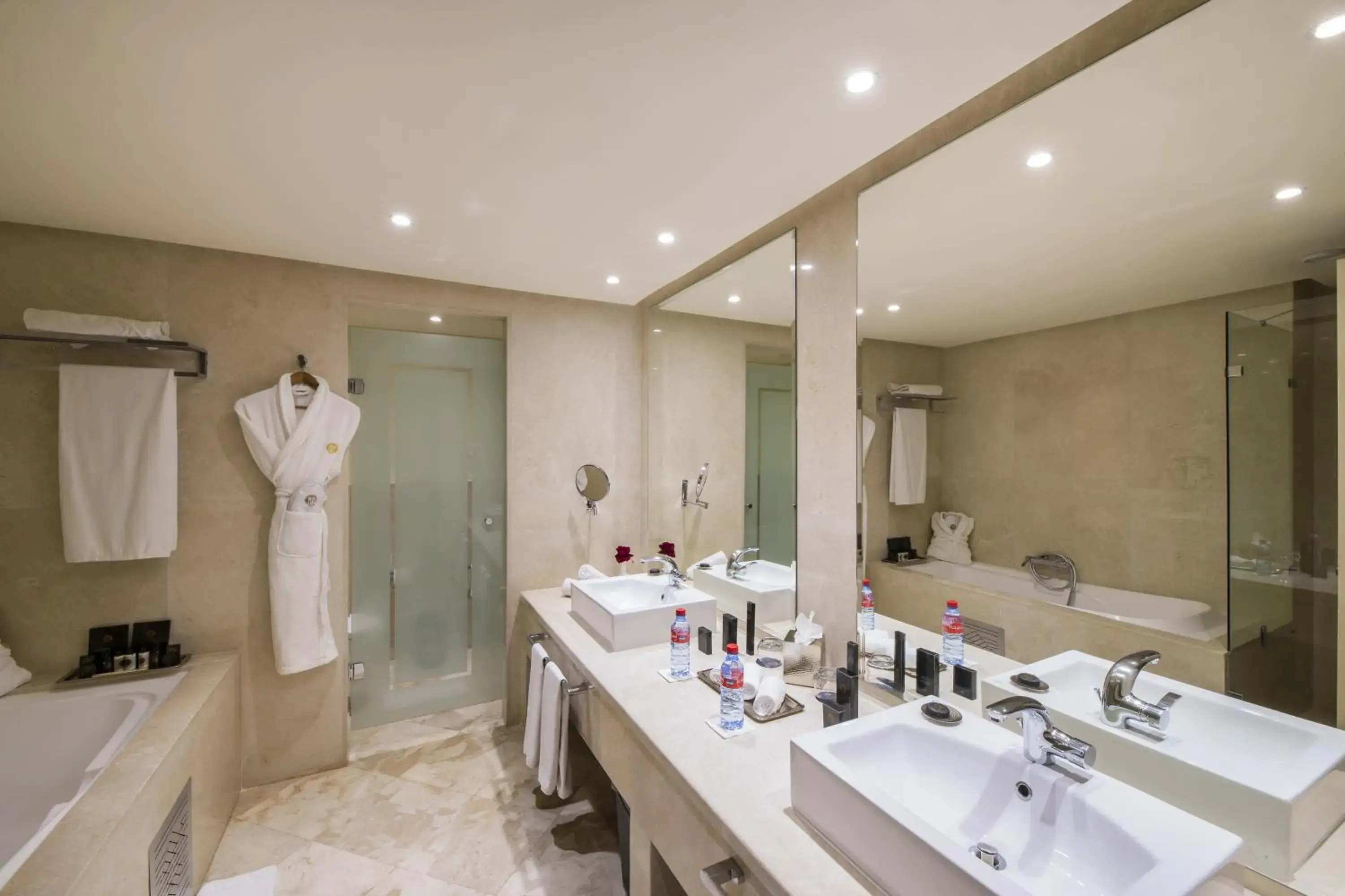 Shower, Bathroom in Grand Mogador City Center Casablanca